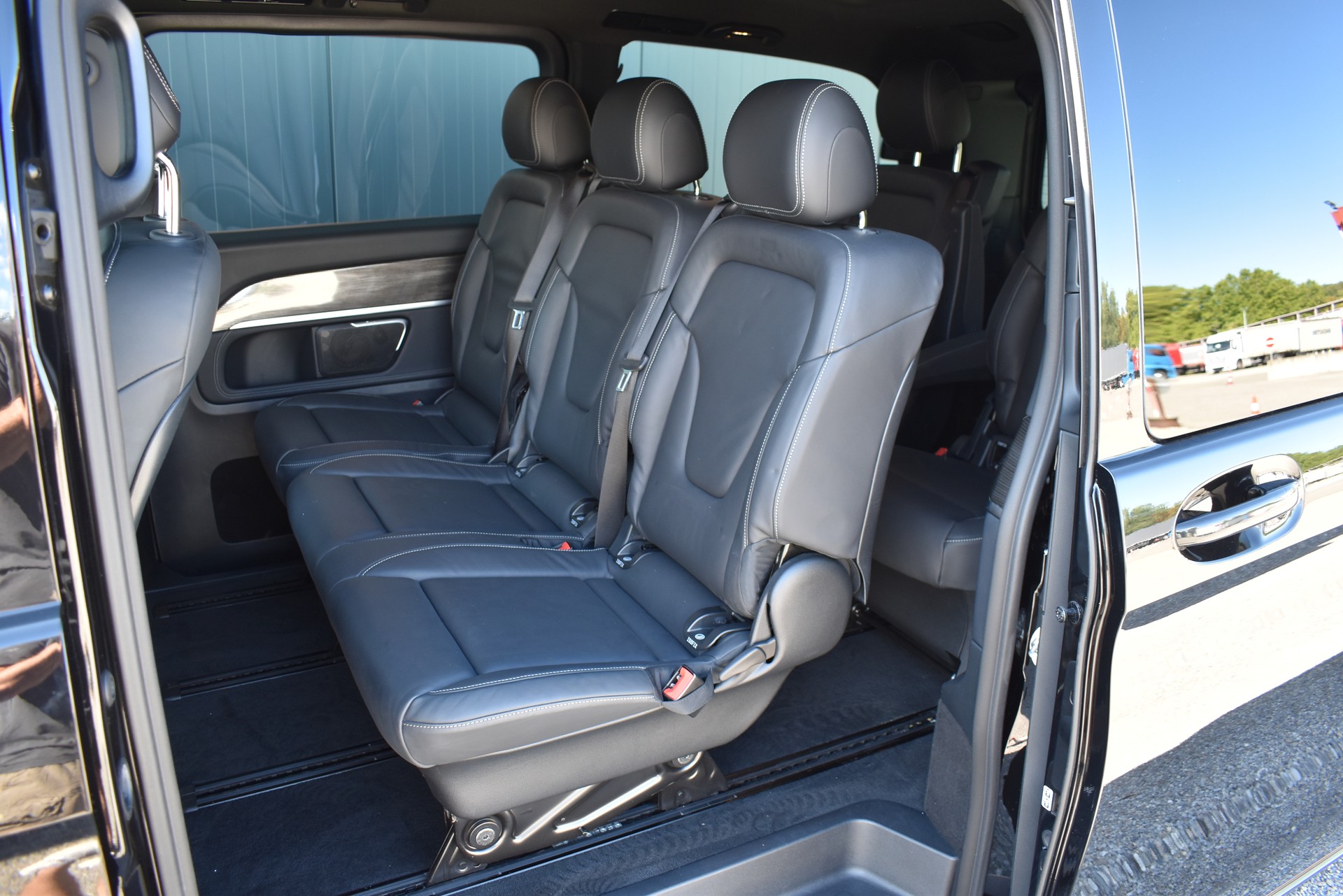 MERCEDES-BENZ V 300 d lang Airmatic-image-6