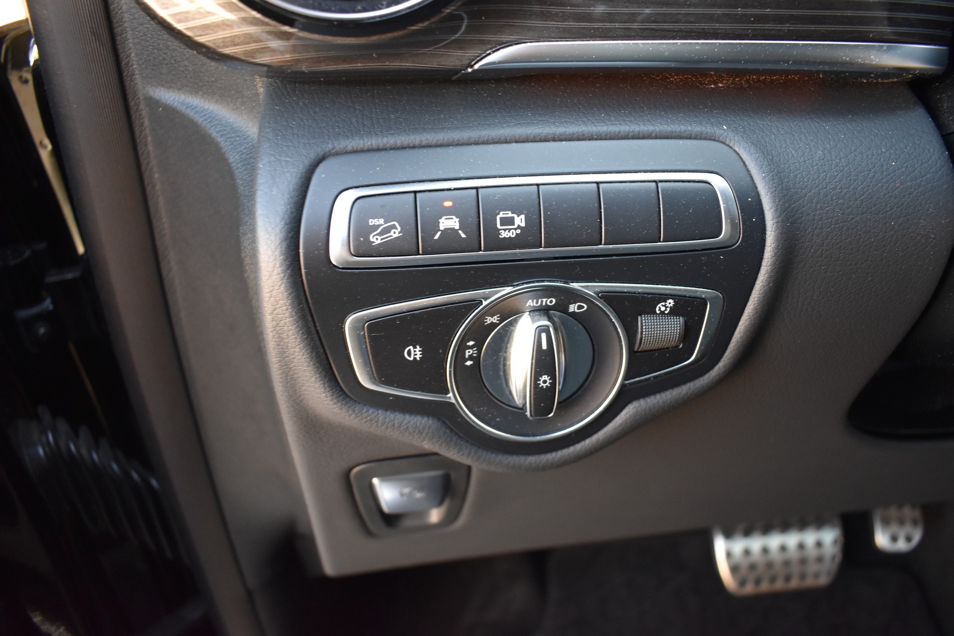 MERCEDES-BENZ V 300 d lang Airmatic-image-12