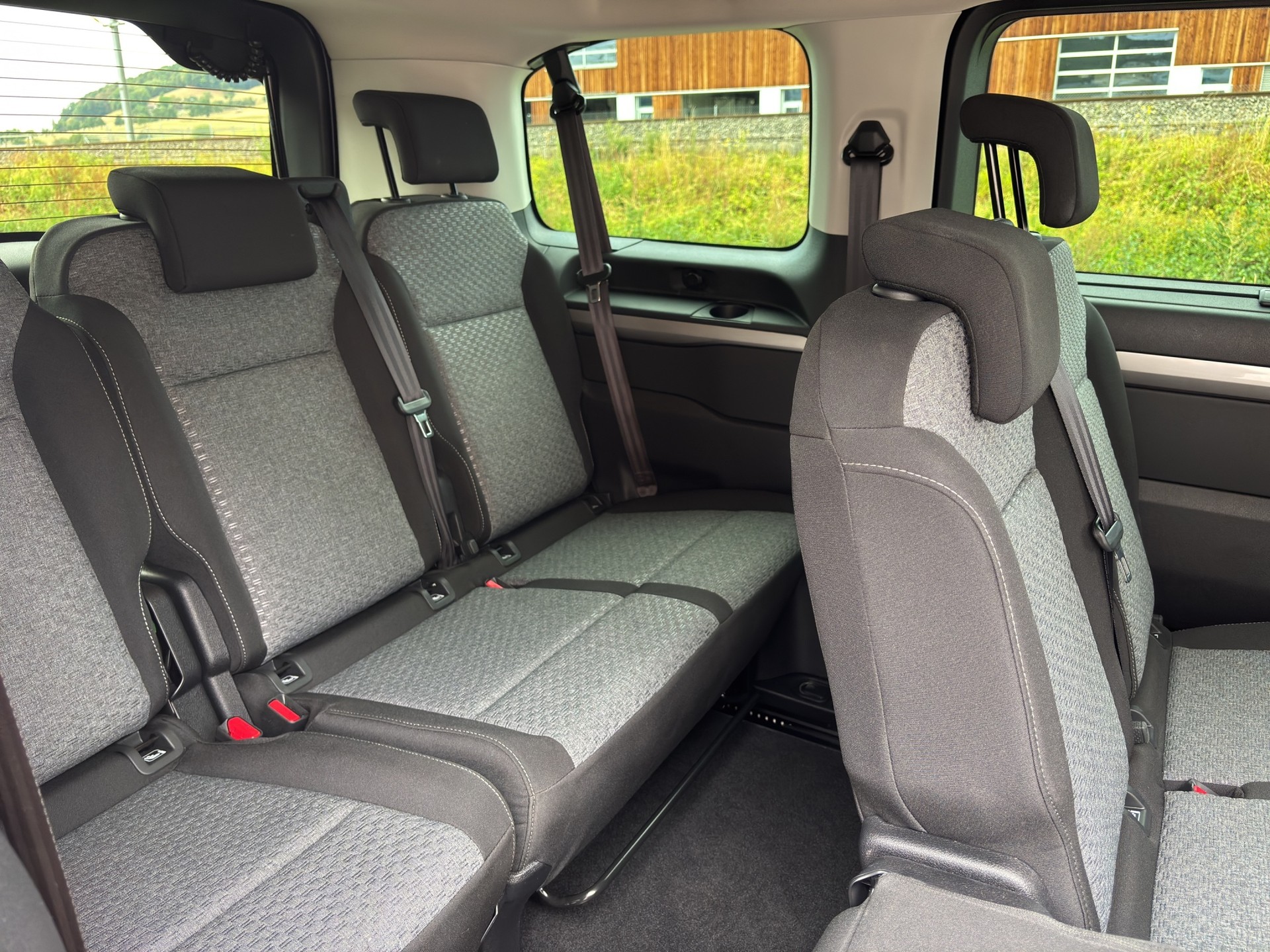 CITROEN Spacetourer 2.2 BlueHDi You M EAT8-image-15