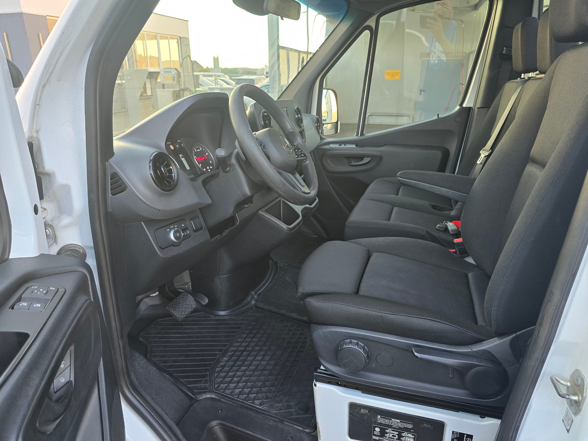MERCEDES-BENZ Sprinter 315 CDI Standard 9G-TRONIC*TOP-ZUSTAND*Frsch ab MFK"Frisch ab Service**Anhängerkupplung 3500KG-image-7