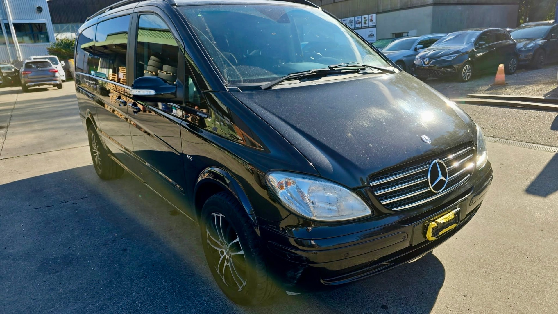 MERCEDES-BENZ Viano 3.0 CDI Ambiente L Automat-image-1
