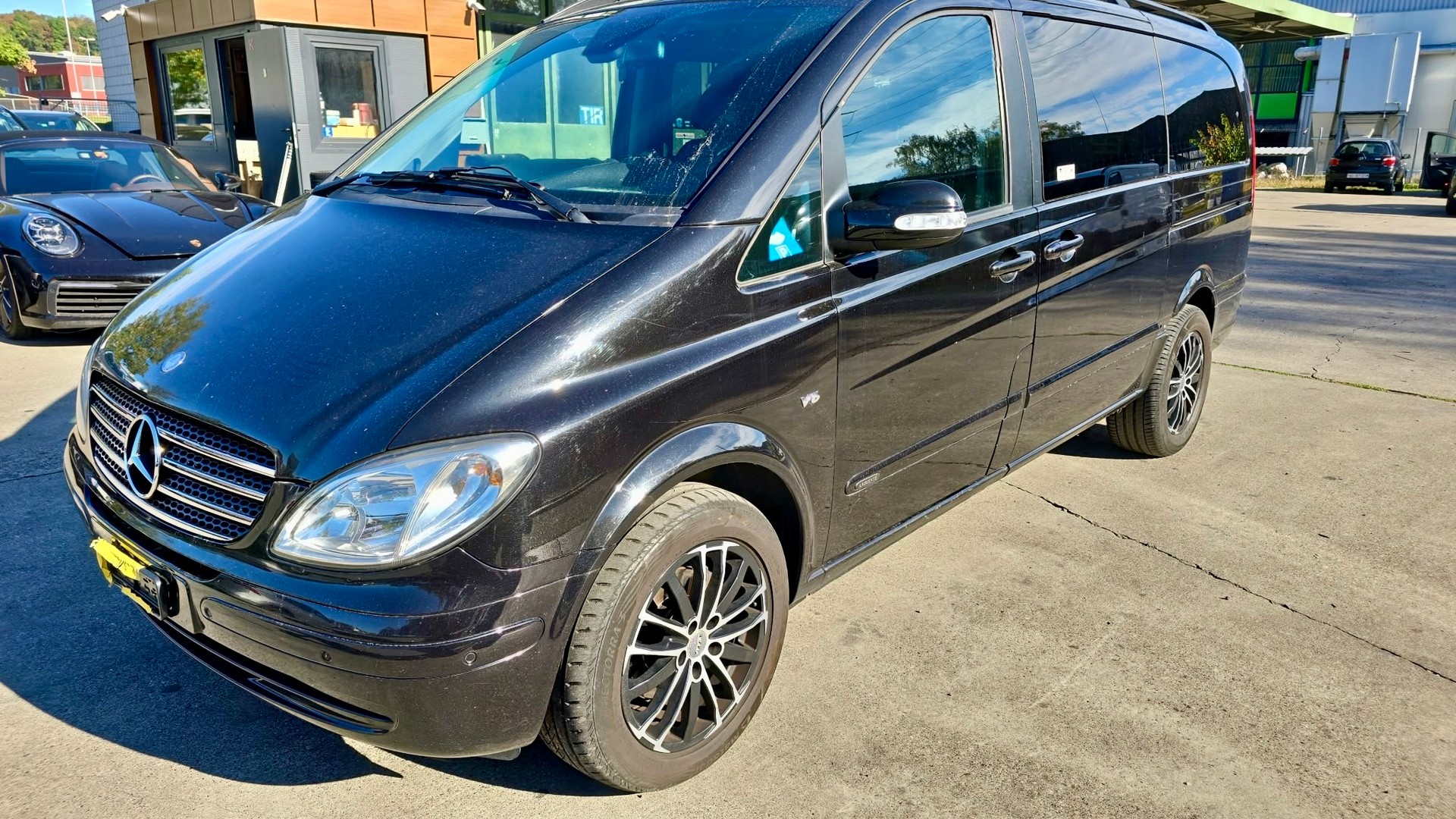 MERCEDES-BENZ Viano 3.0 CDI Ambiente L Automat-image-0