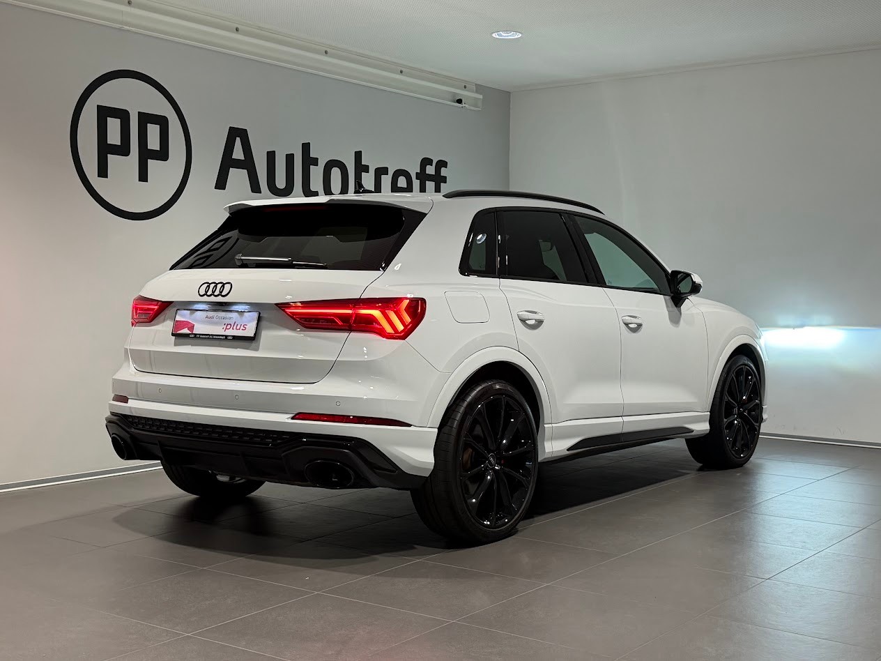 AUDI RS Q3 2.5 TFSI quattro S tronic-image-14