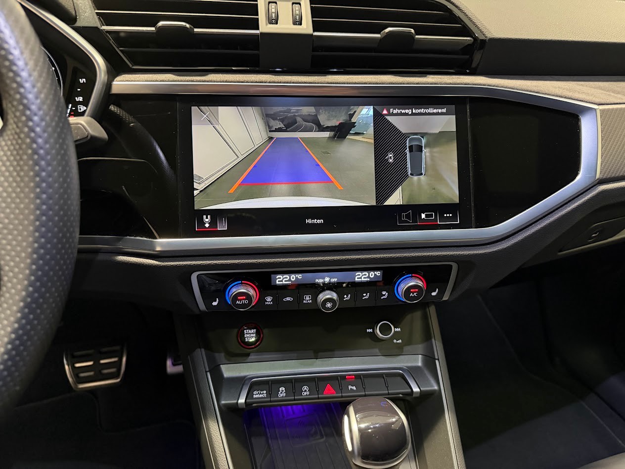 AUDI RS Q3 2.5 TFSI quattro S tronic-image-9