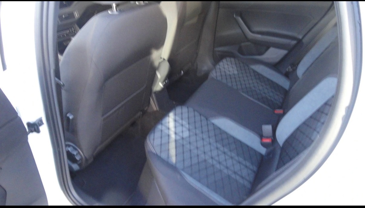 VW 1.5 TSI R-Line DSG-image-4