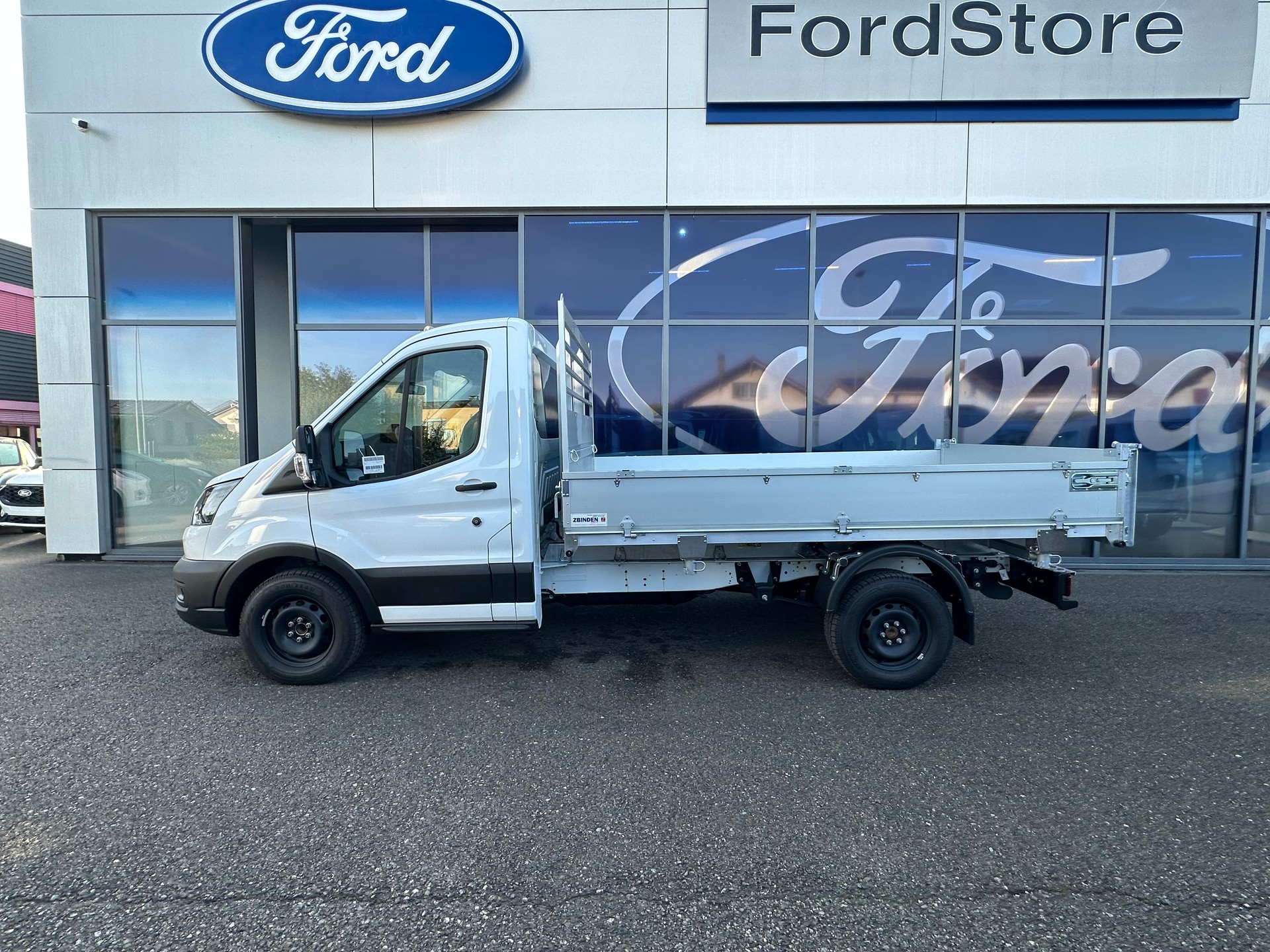 FORD Transit cab.-ch. 350 L2 2.0 Ec Trend/165CV/Man.RWD-showroom-element-2