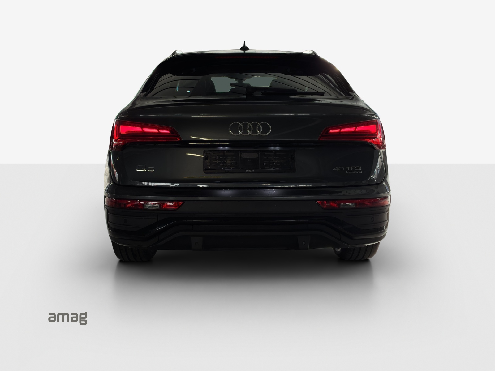 AUDI Q5 Sportback 40 TFSI S line quattro S-tronic-image-3