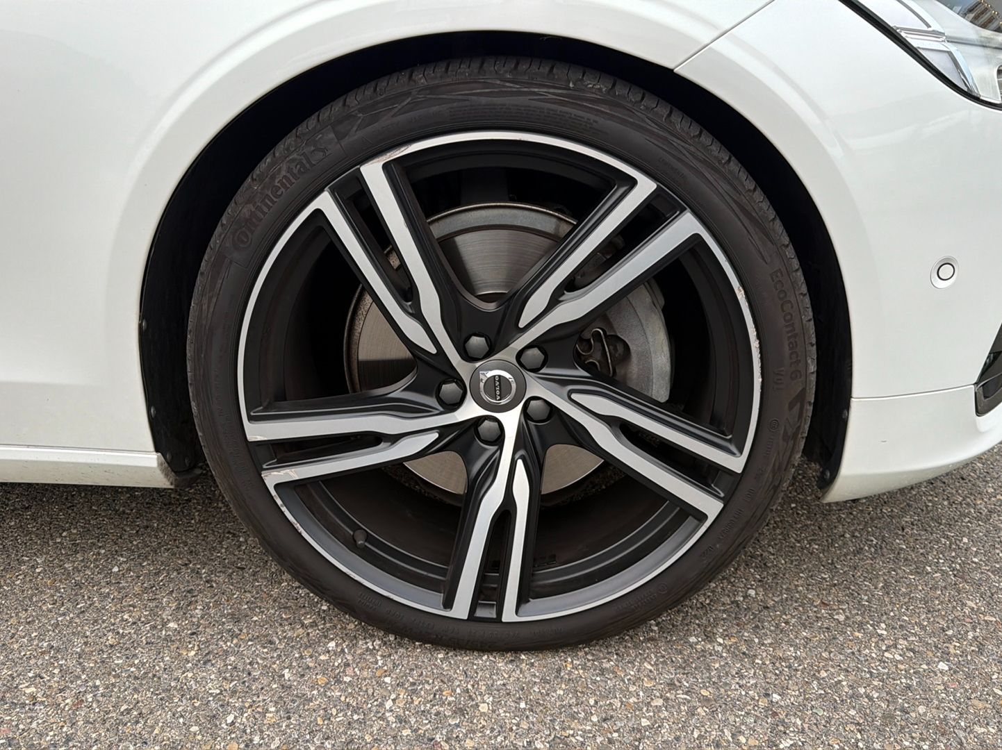VOLVO S90 S 90 T6 AWD R-Design-image-17