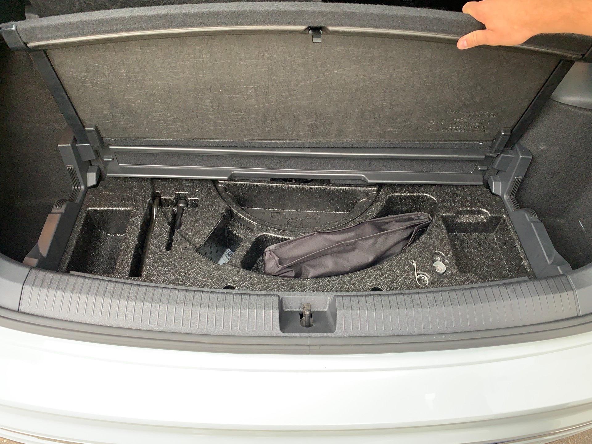 VW Tiguan Allspace 2.0TSI Highline 4Motion DSG-image-22