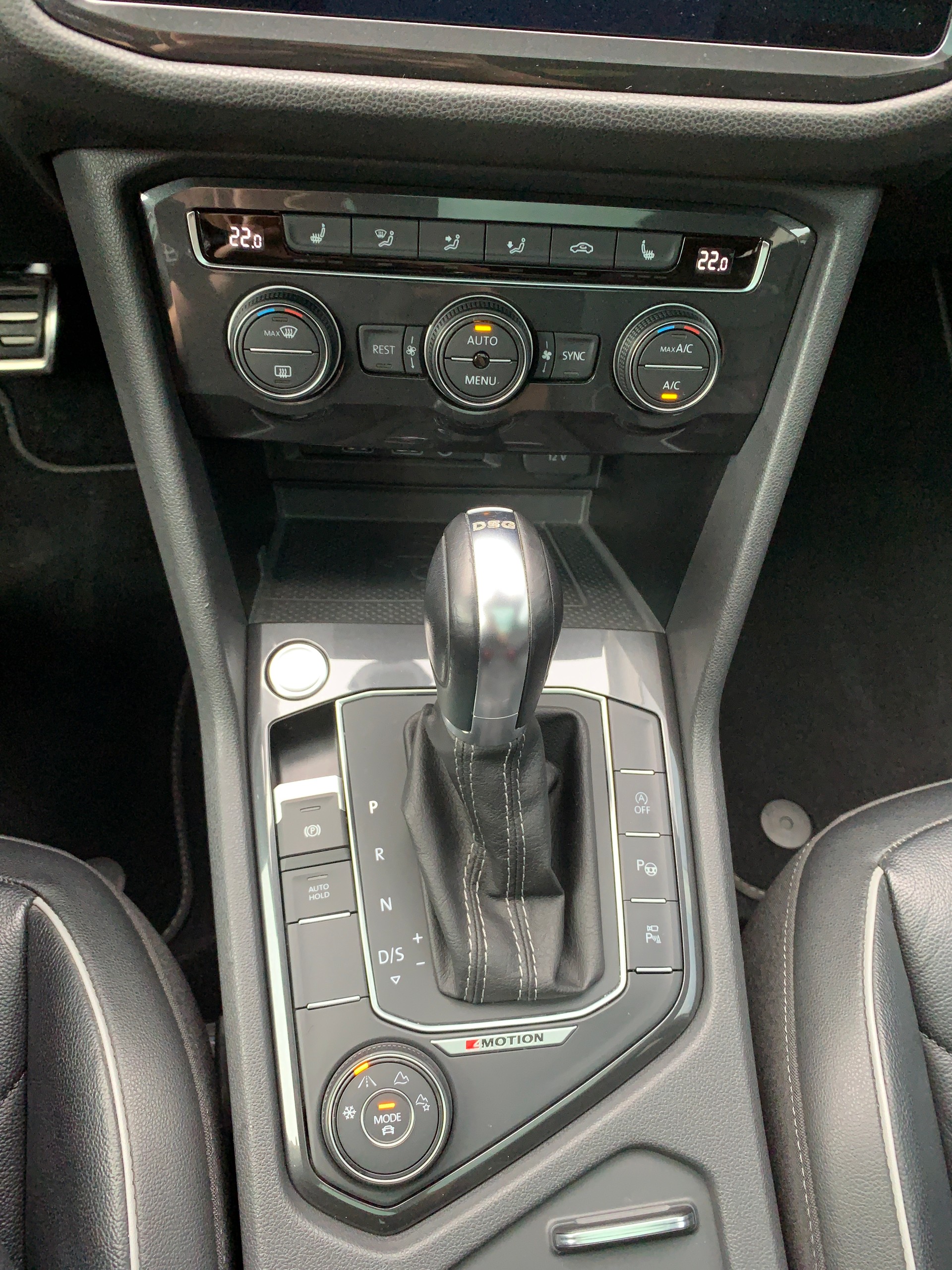 VW Tiguan Allspace 2.0TSI Highline 4Motion DSG-image-17