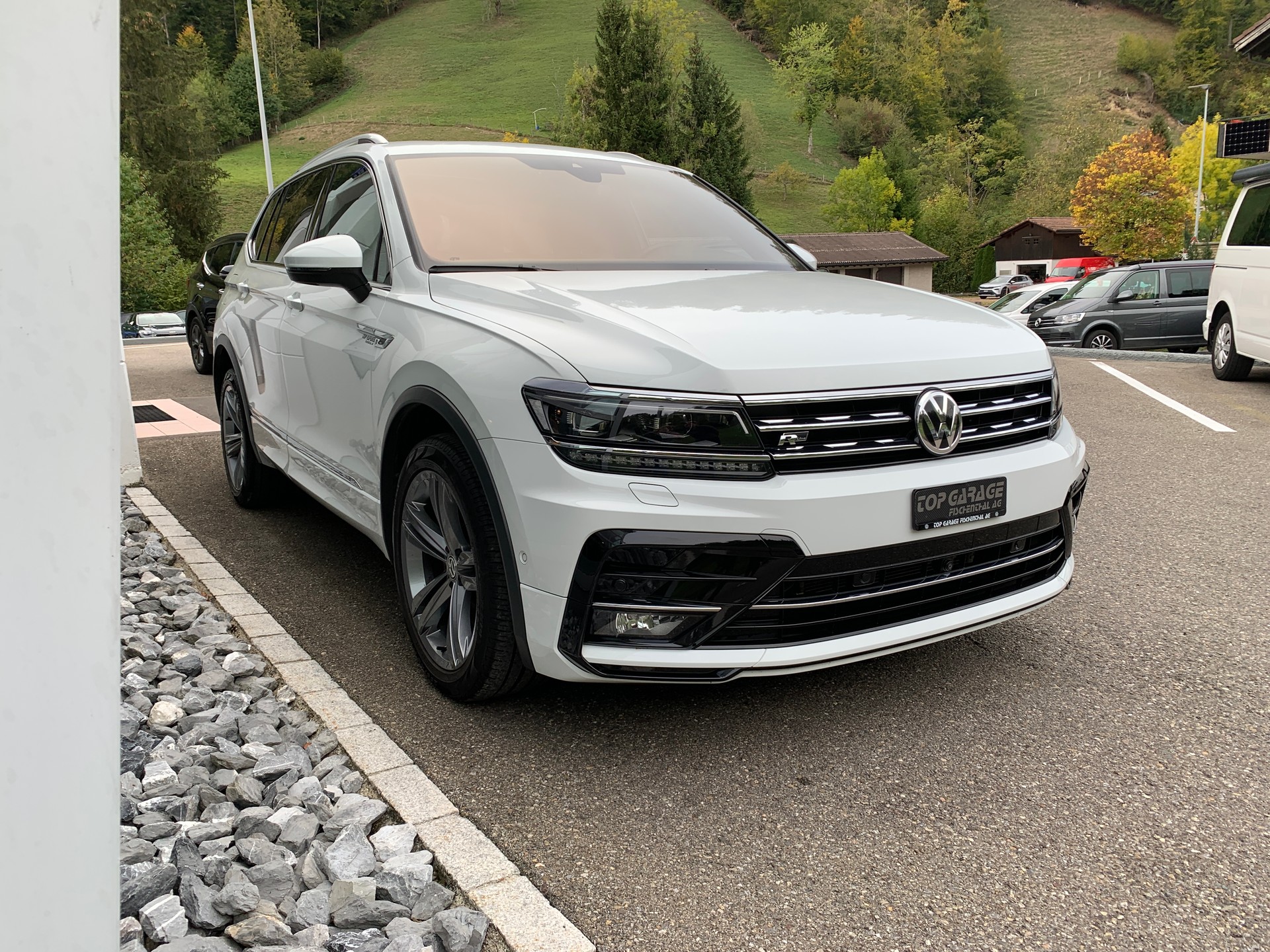 VW Tiguan Allspace 2.0TSI Highline 4Motion DSG-showroom-element-2