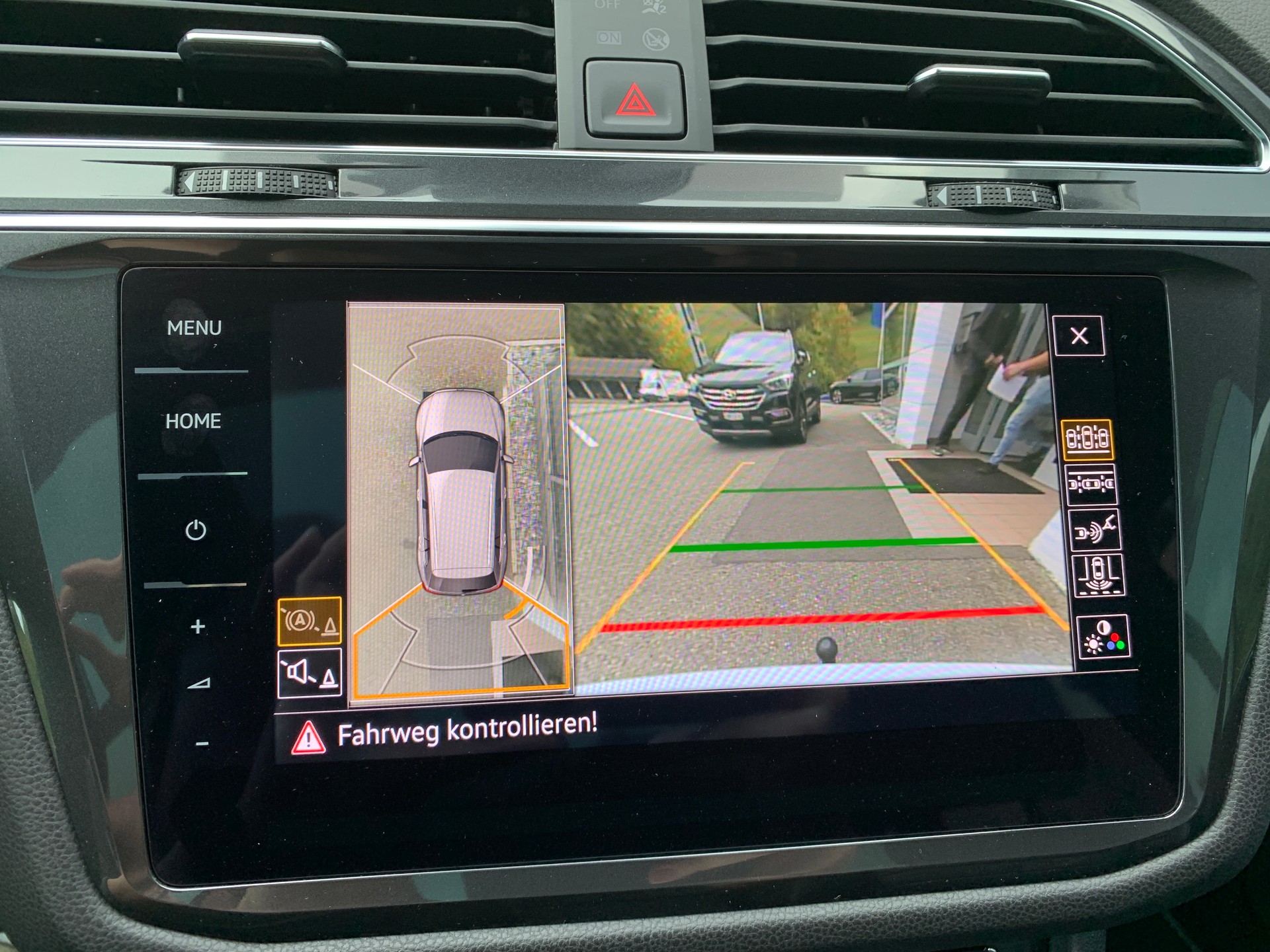 VW Tiguan Allspace 2.0TSI Highline 4Motion DSG-image-16