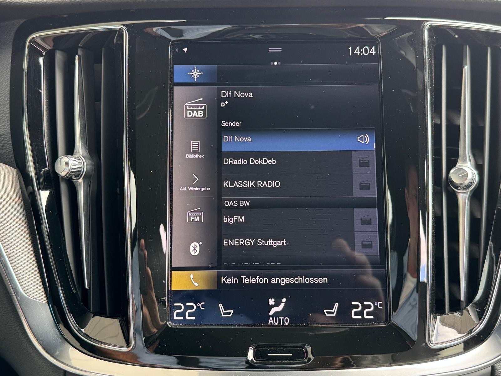 VOLVO V60 T8 eAWD Twin Engine R-Design Geartronic-image-13