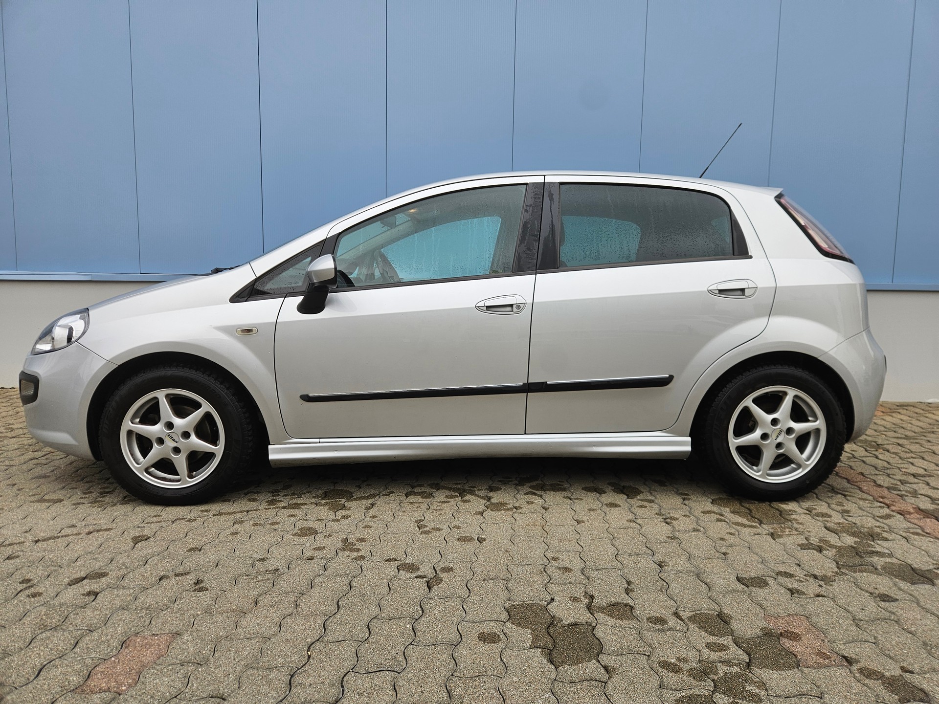 FIAT Punto Evo 1.4 16V Sporting-image-6
