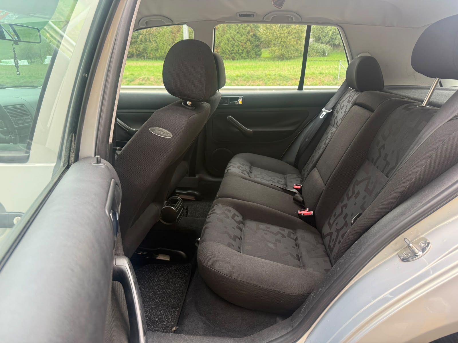 VW Golf 1.6-image-5