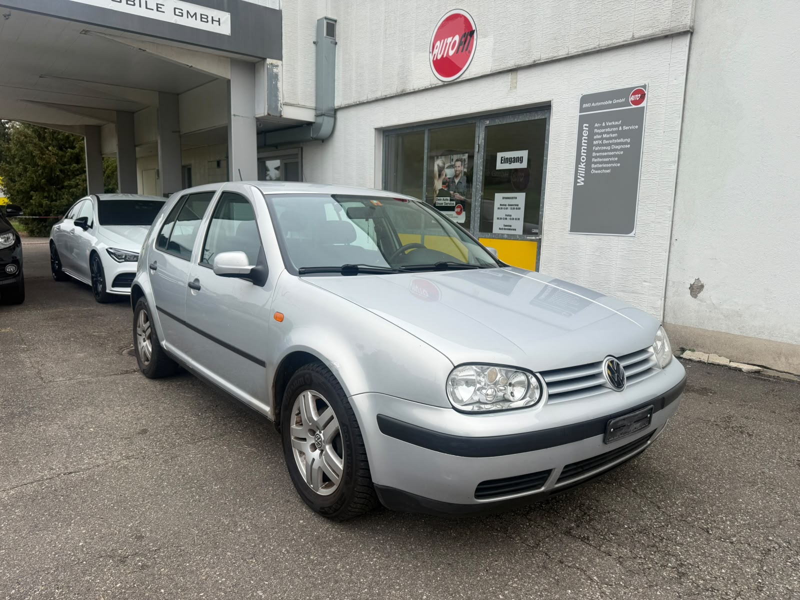 Car photo