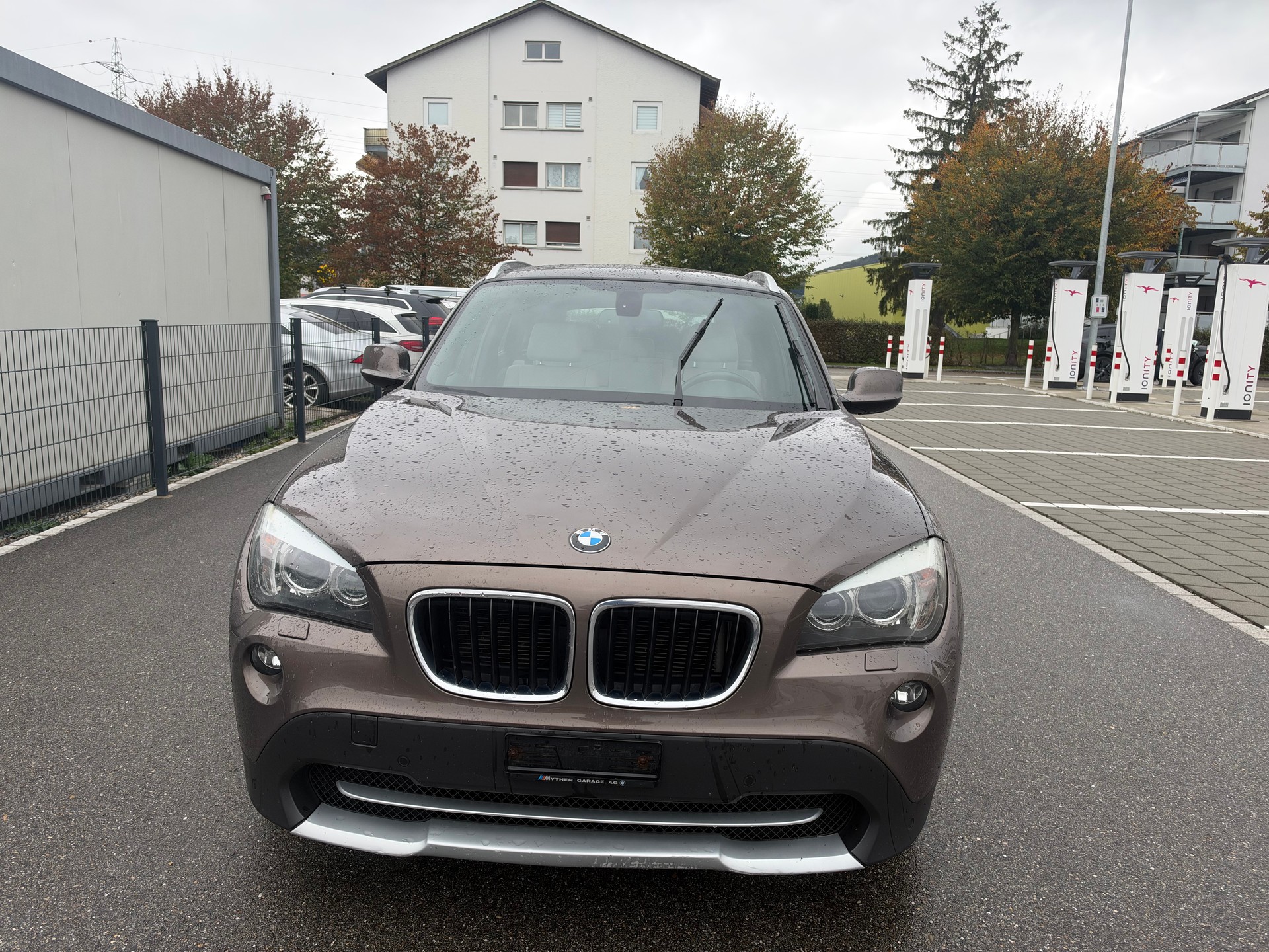 BMW X1 xDrive 20i Steptronic-image-1