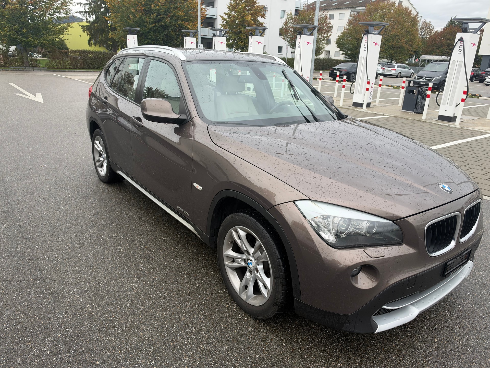 BMW X1 xDrive 20i Steptronic-image-2