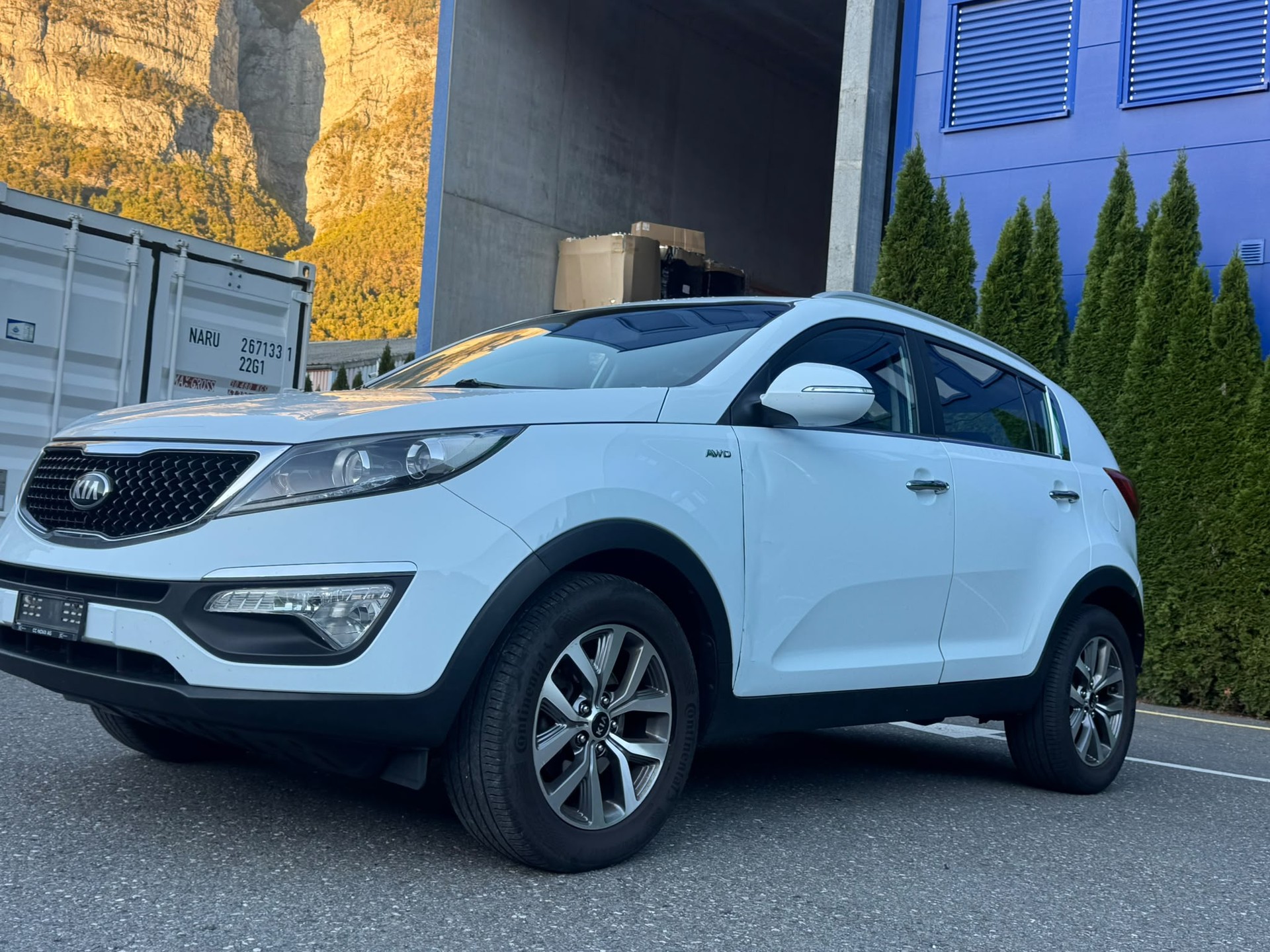KIA Sportage 2.0 CRDi Style 4WD-image-1