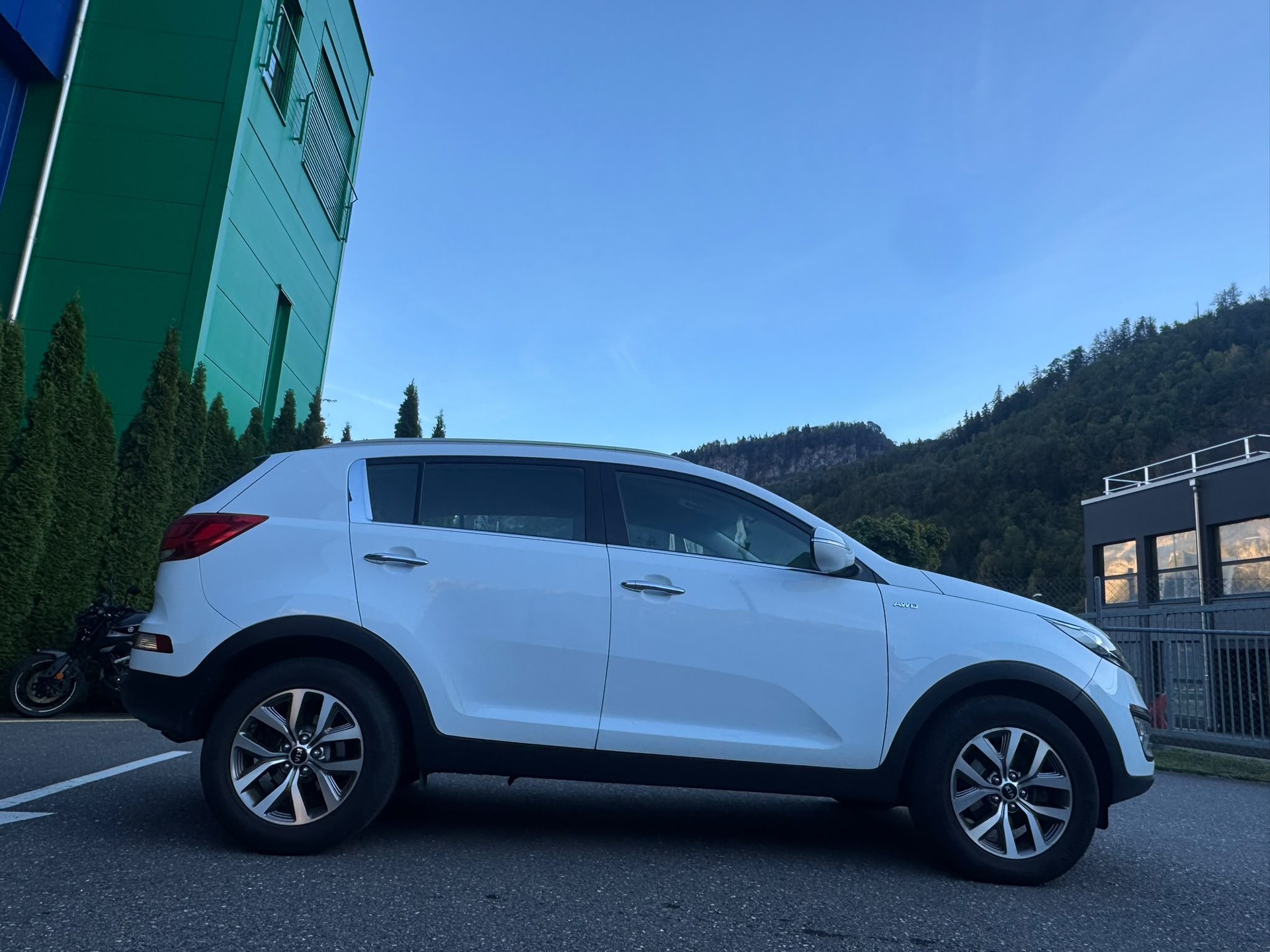 KIA Sportage 2.0 CRDi Style 4WD-image-5