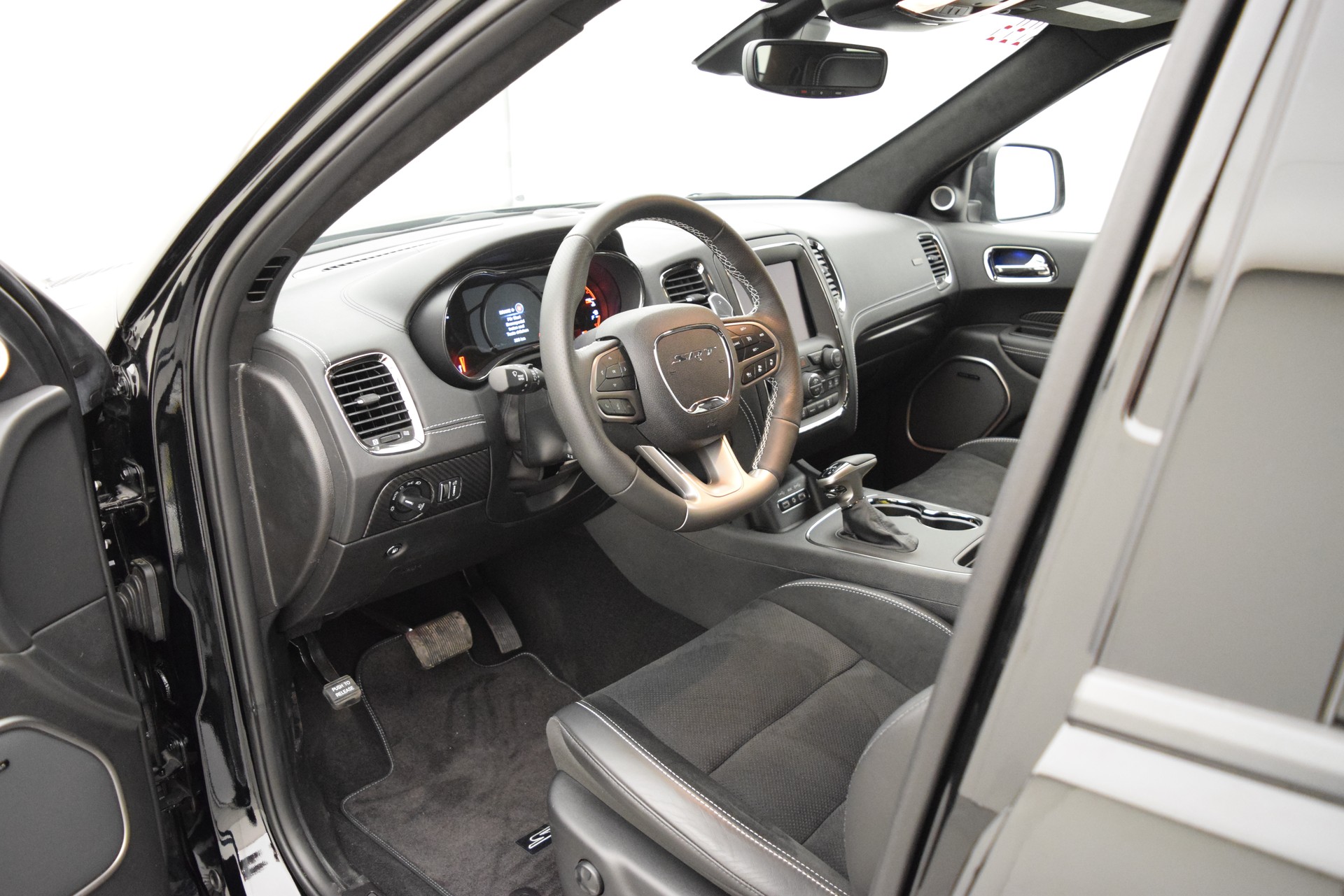 DODGE Durango SRT 392 AWD-image-8