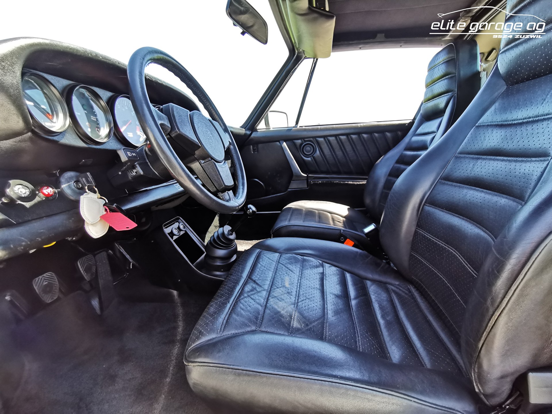 PORSCHE 911 SC Targa-image-10