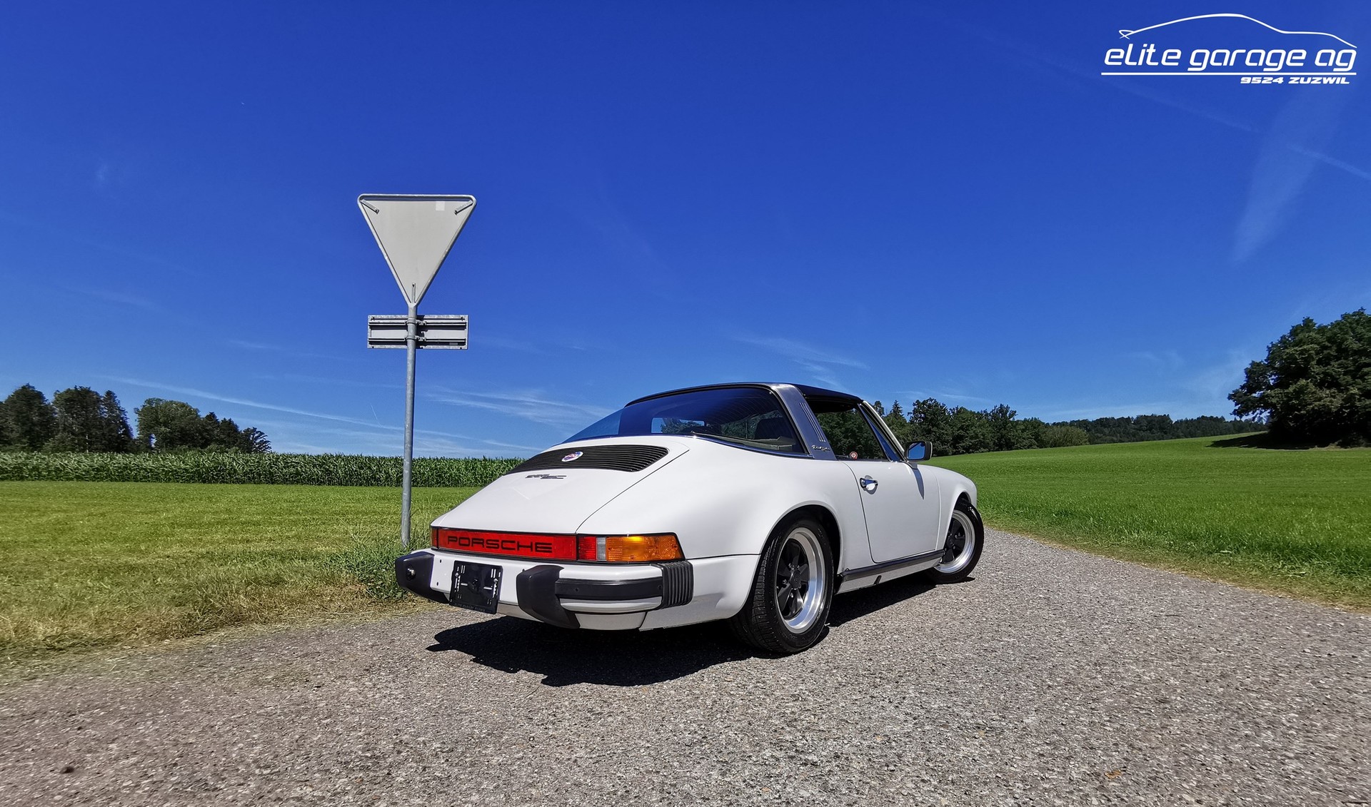 PORSCHE 911 SC Targa-image-5