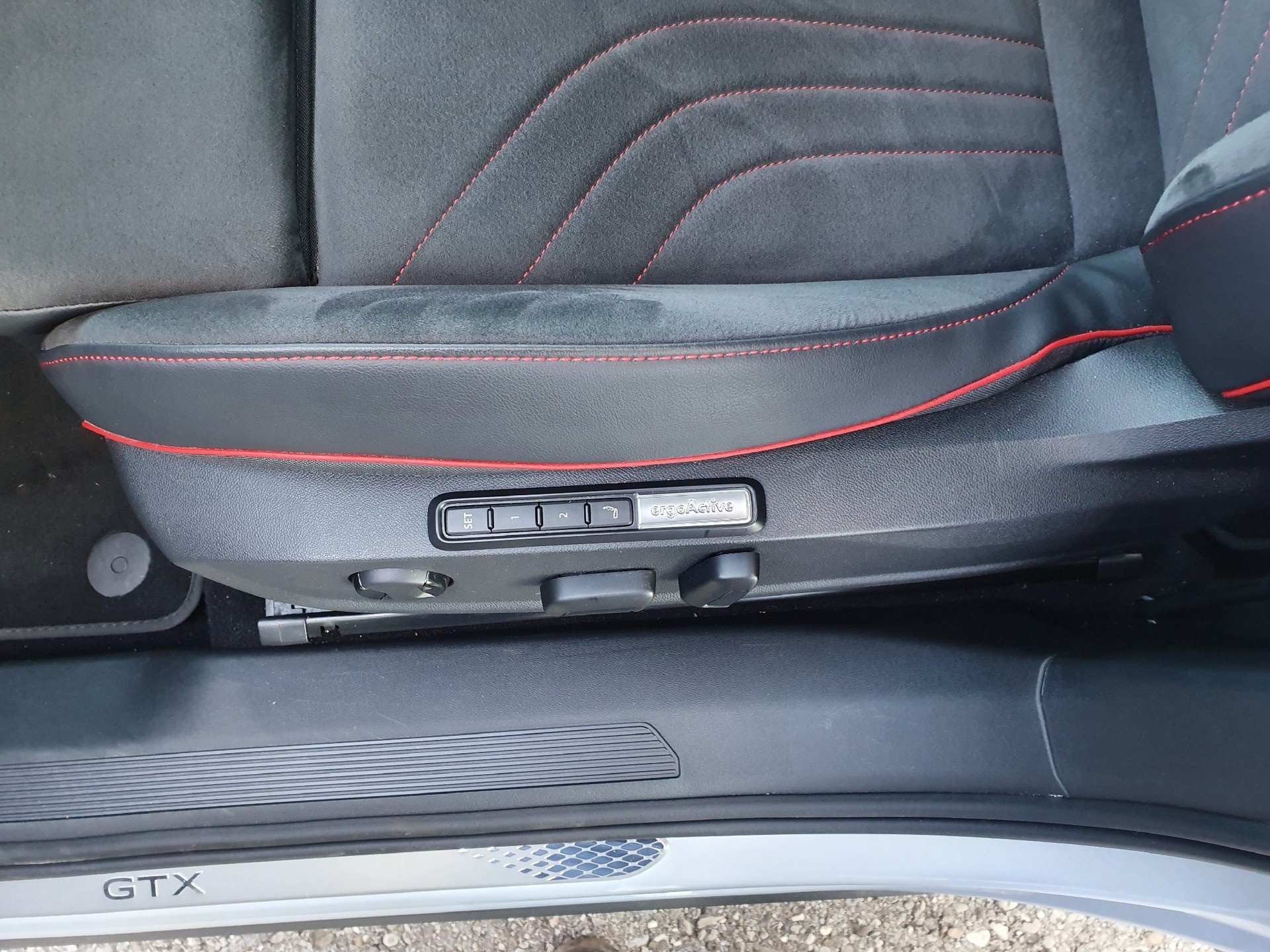VW ID.4 GTX 77 kWh 4Motion-image-8