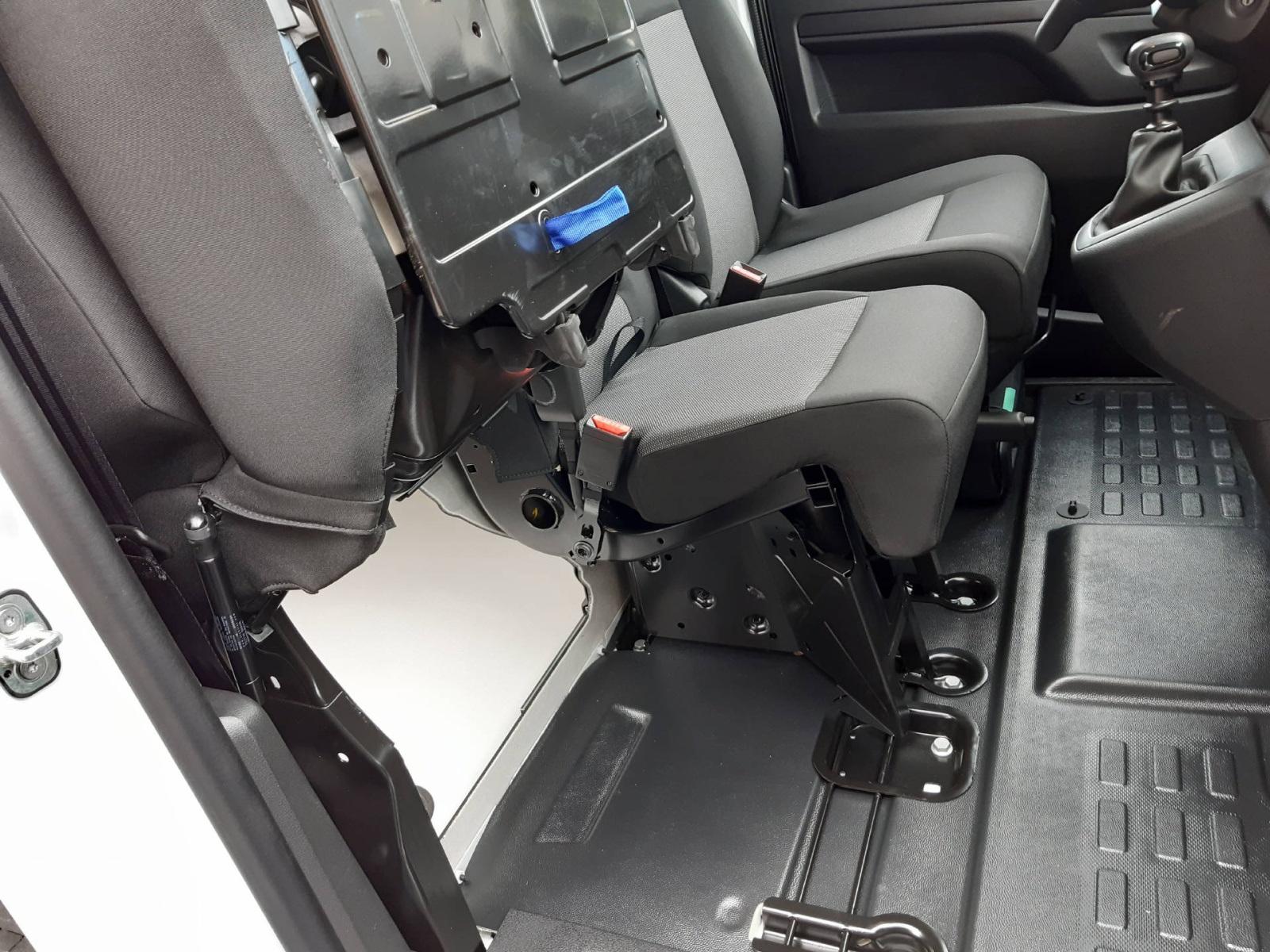 OPEL Vivaro Cargo 2.7 t M 1.5 D Blitz 120 PS-image-12