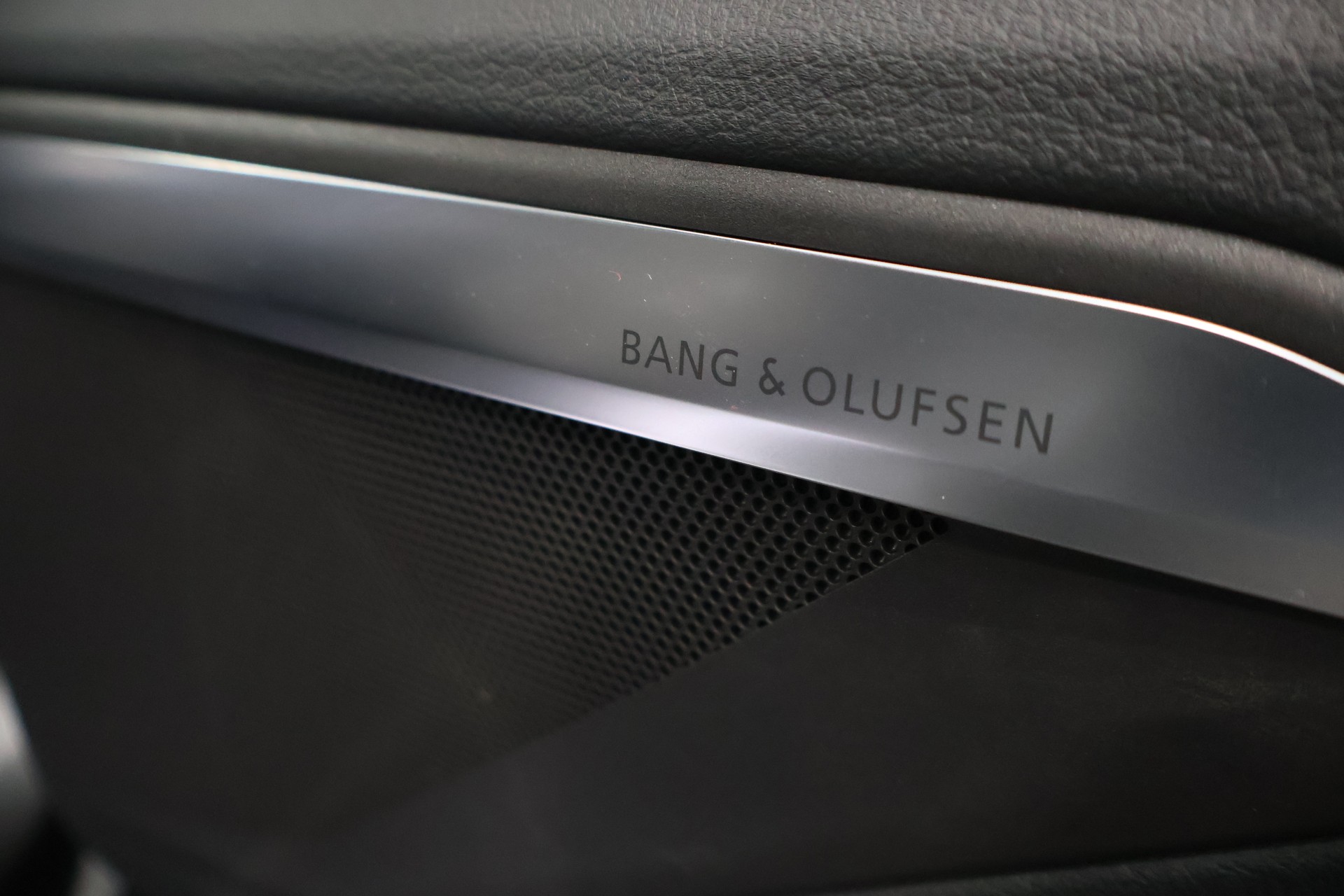 AUDI e-tron 55 Sportback S Line quattro-image-24