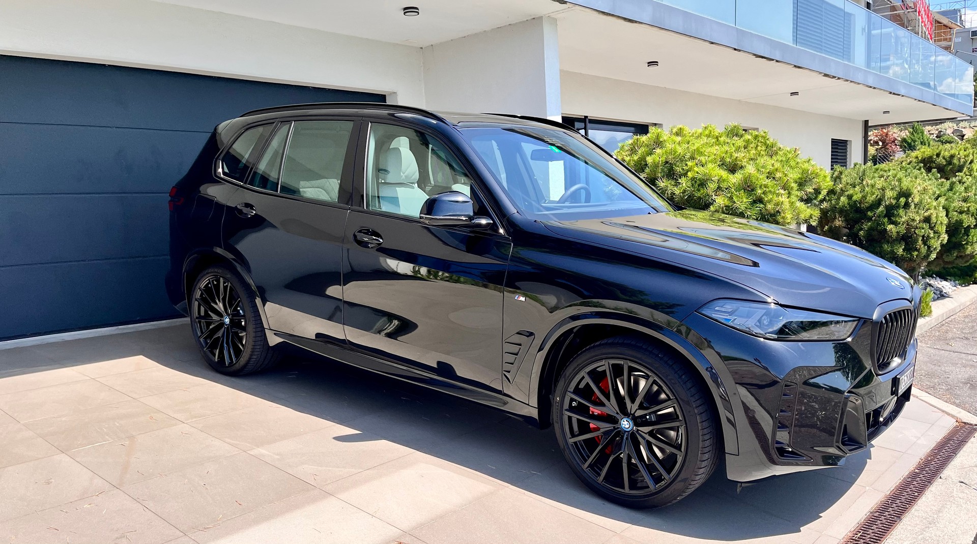BMW X5 xDrive 50e M Sport Pro Steptronic-image-2
