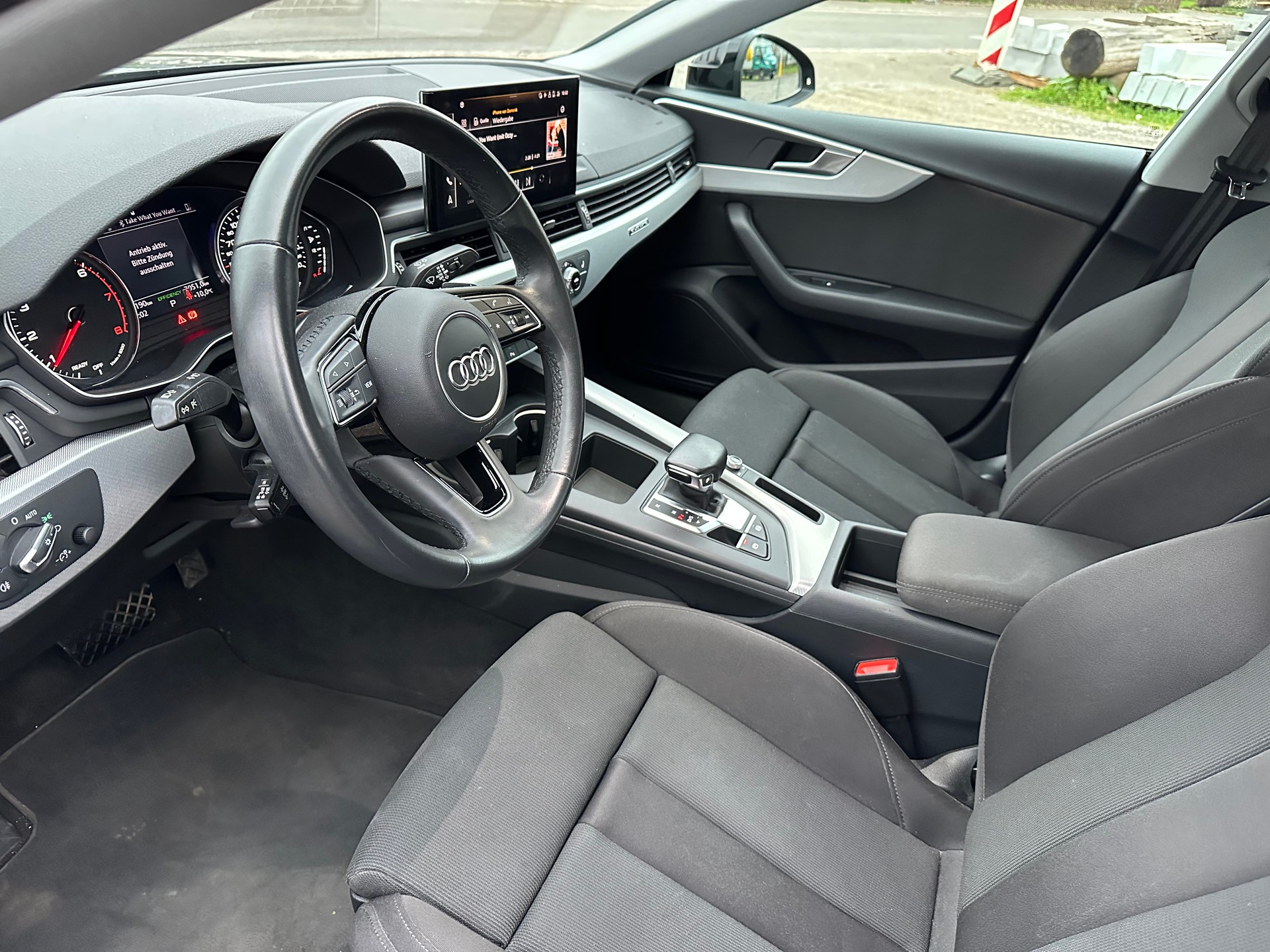 AUDI A5 Sportback 45 TFSI advanced quattro-image-5