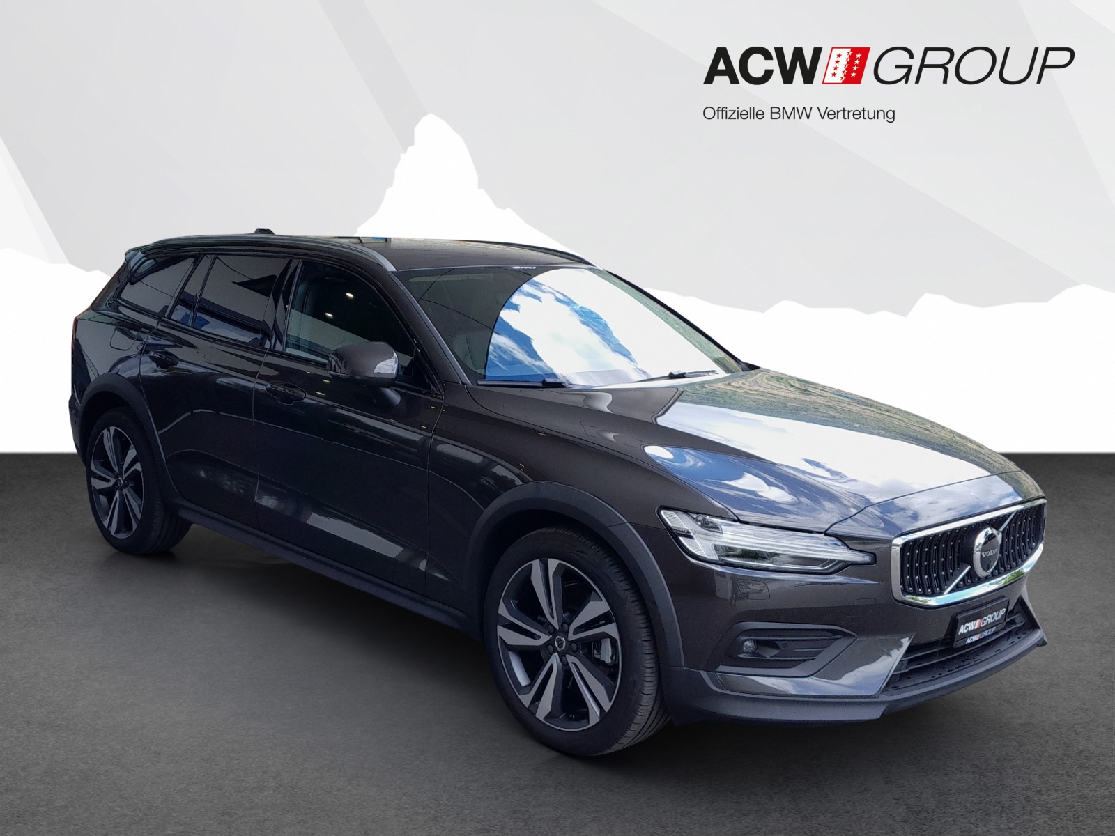 VOLVO V60 Cross Country 2.0 B4 Plus AWD-image-6