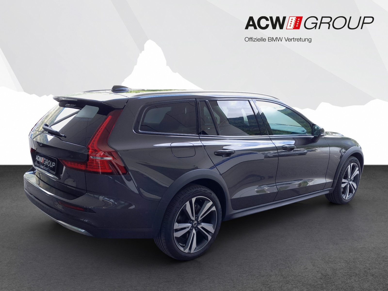 VOLVO V60 Cross Country 2.0 B4 Plus AWD-image-4