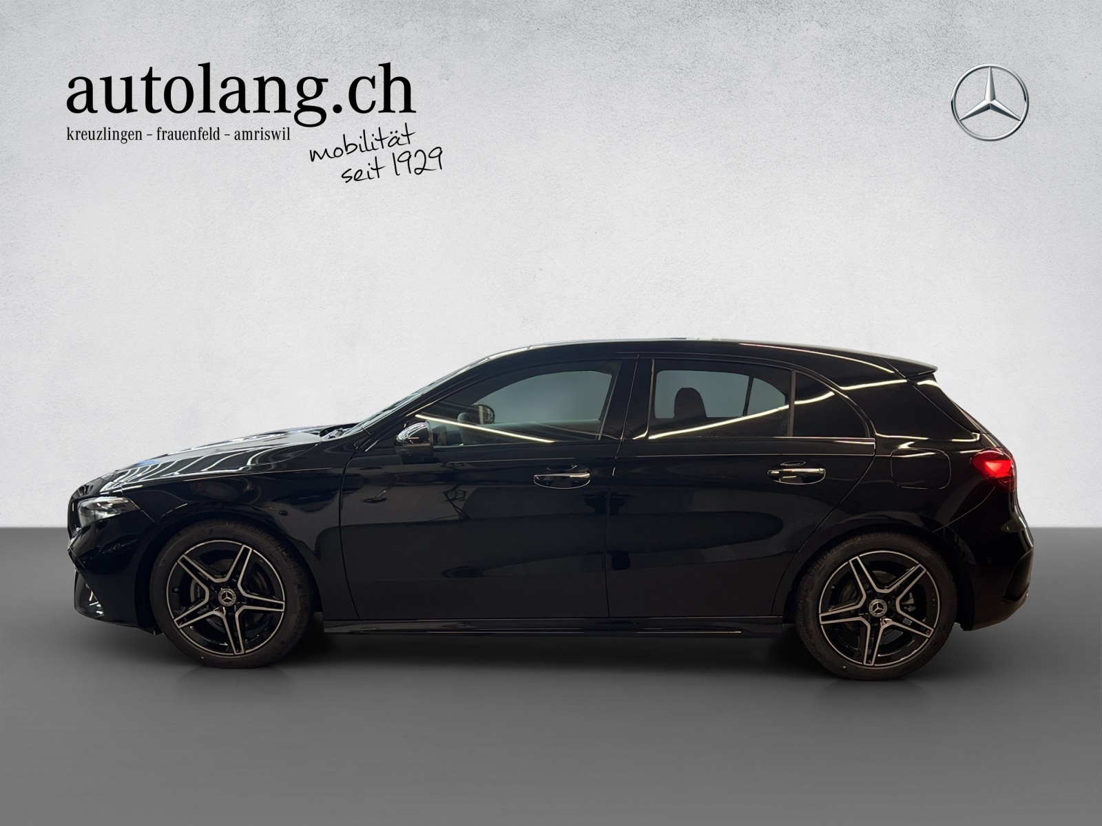 MERCEDES-BENZ A 200 AMG Line Night Star-image-2