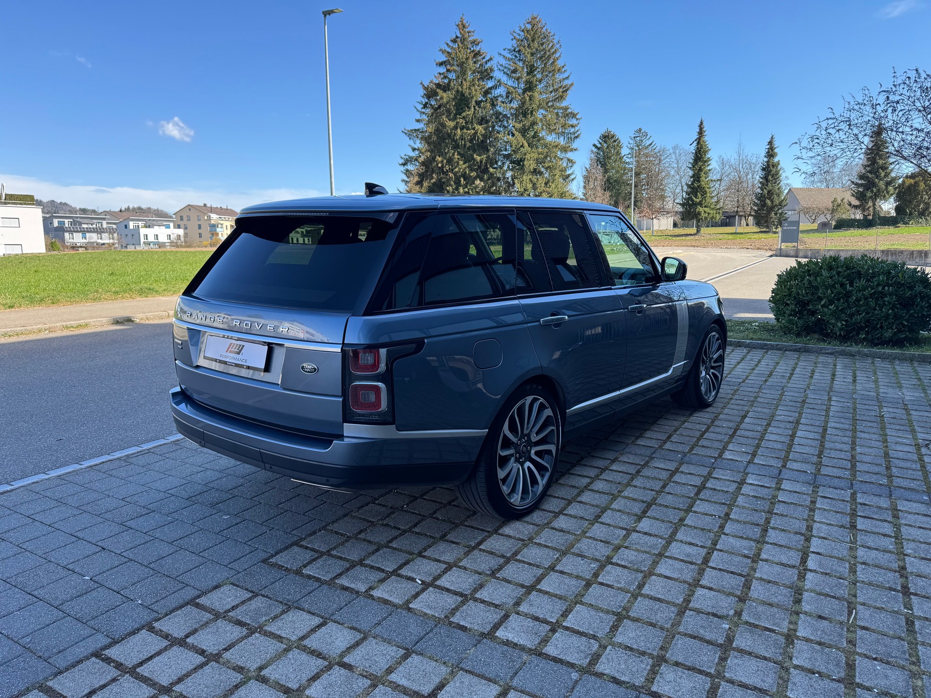LAND ROVER Range Rover 3.0D I6 Vogue Automatic-image-4