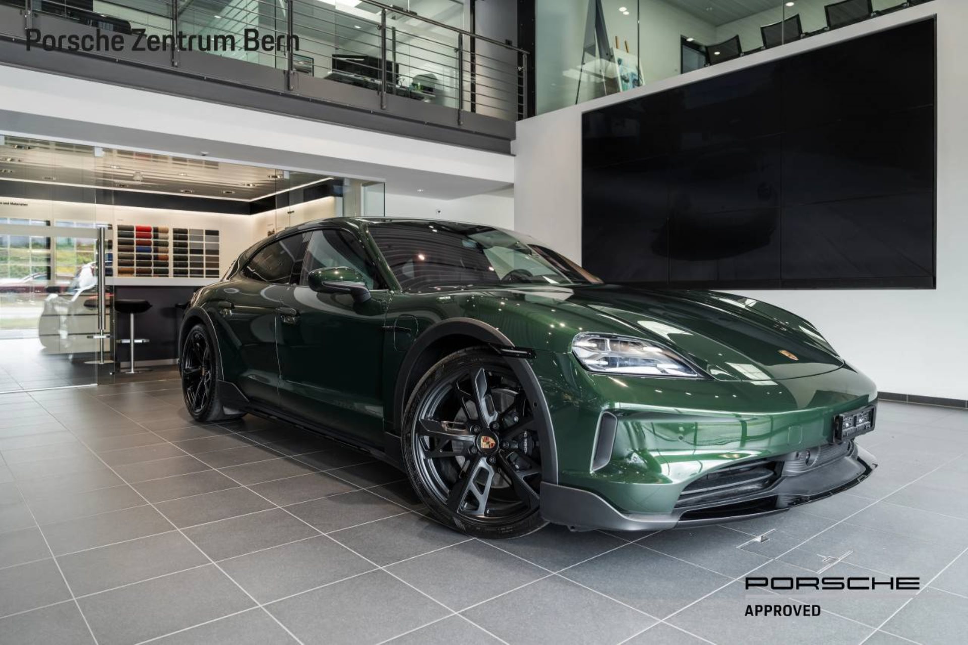 PORSCHE Taycan 4 Cross Turismo-image-0