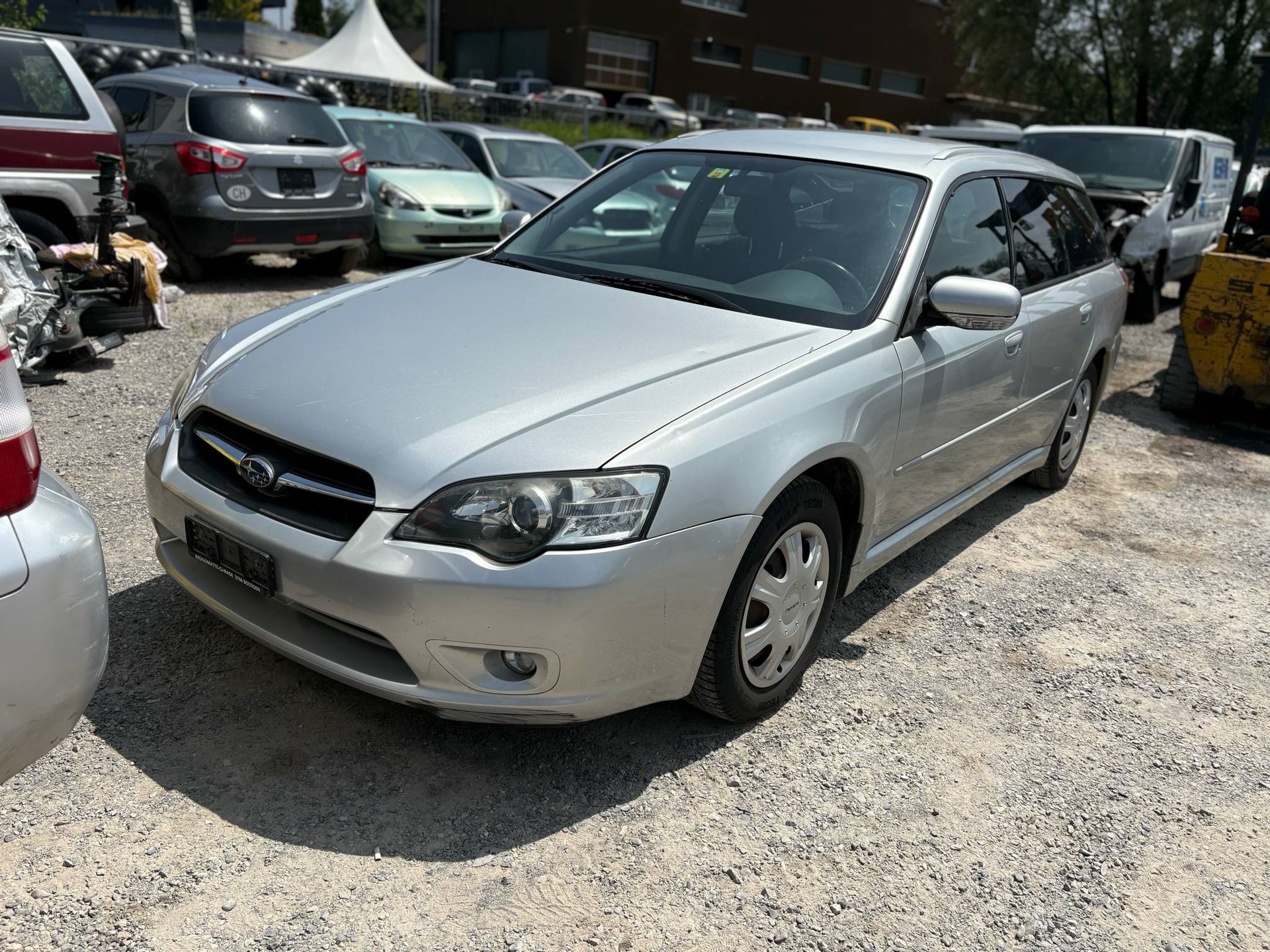 SUBARU Legacy 2.0R AWD Swiss-image-0