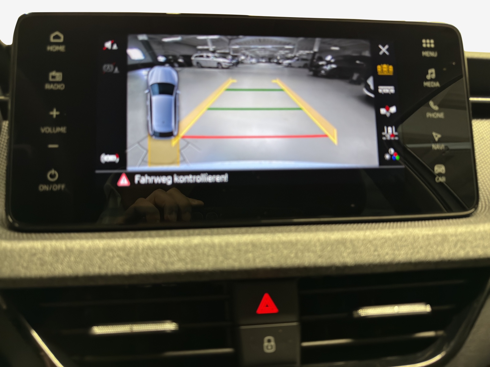 SKODA Scala 1.0 TSI Selection DSG-image-15