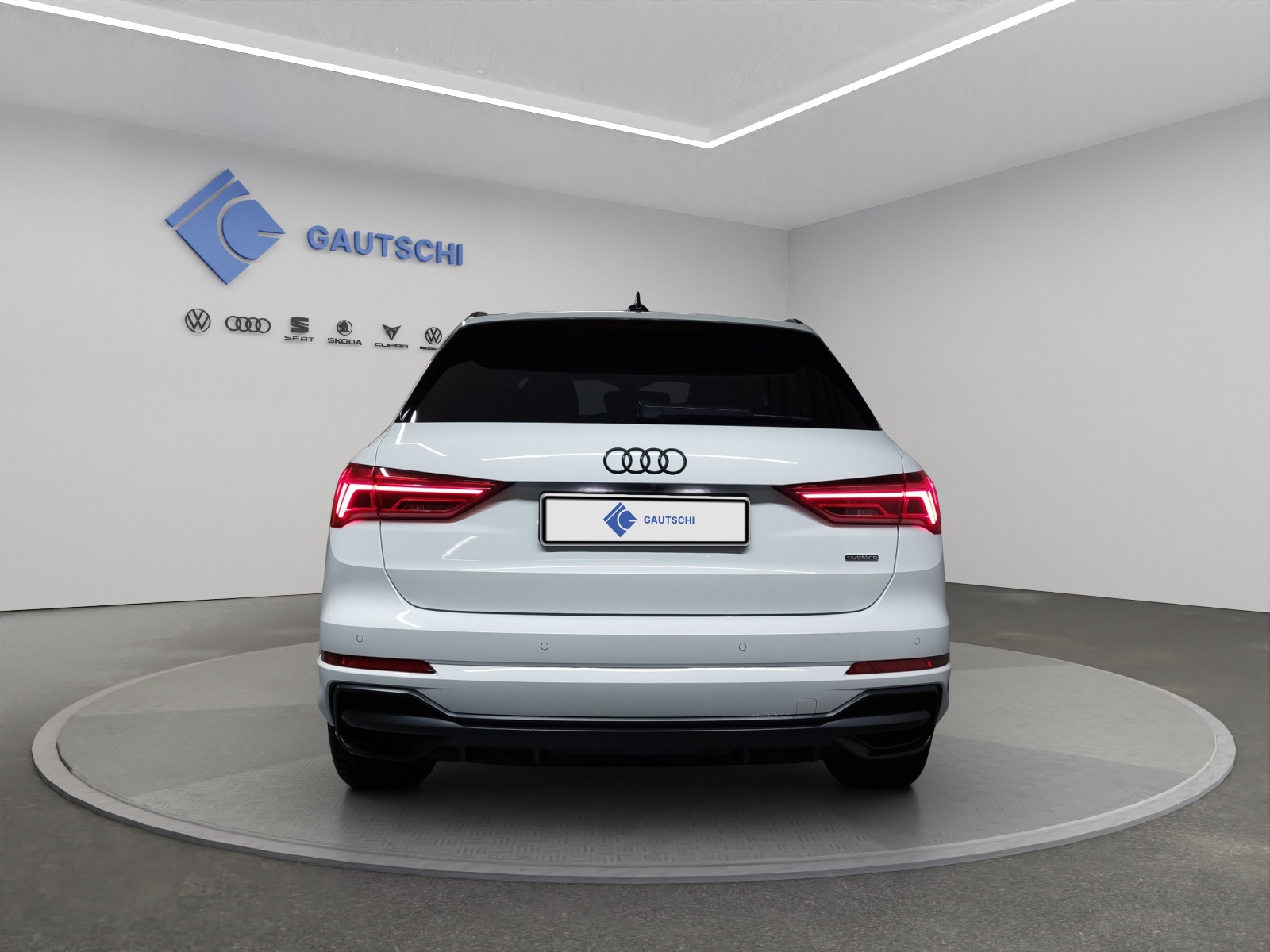 AUDI Q3 35 TDI S line quattro S-tronic-image-3