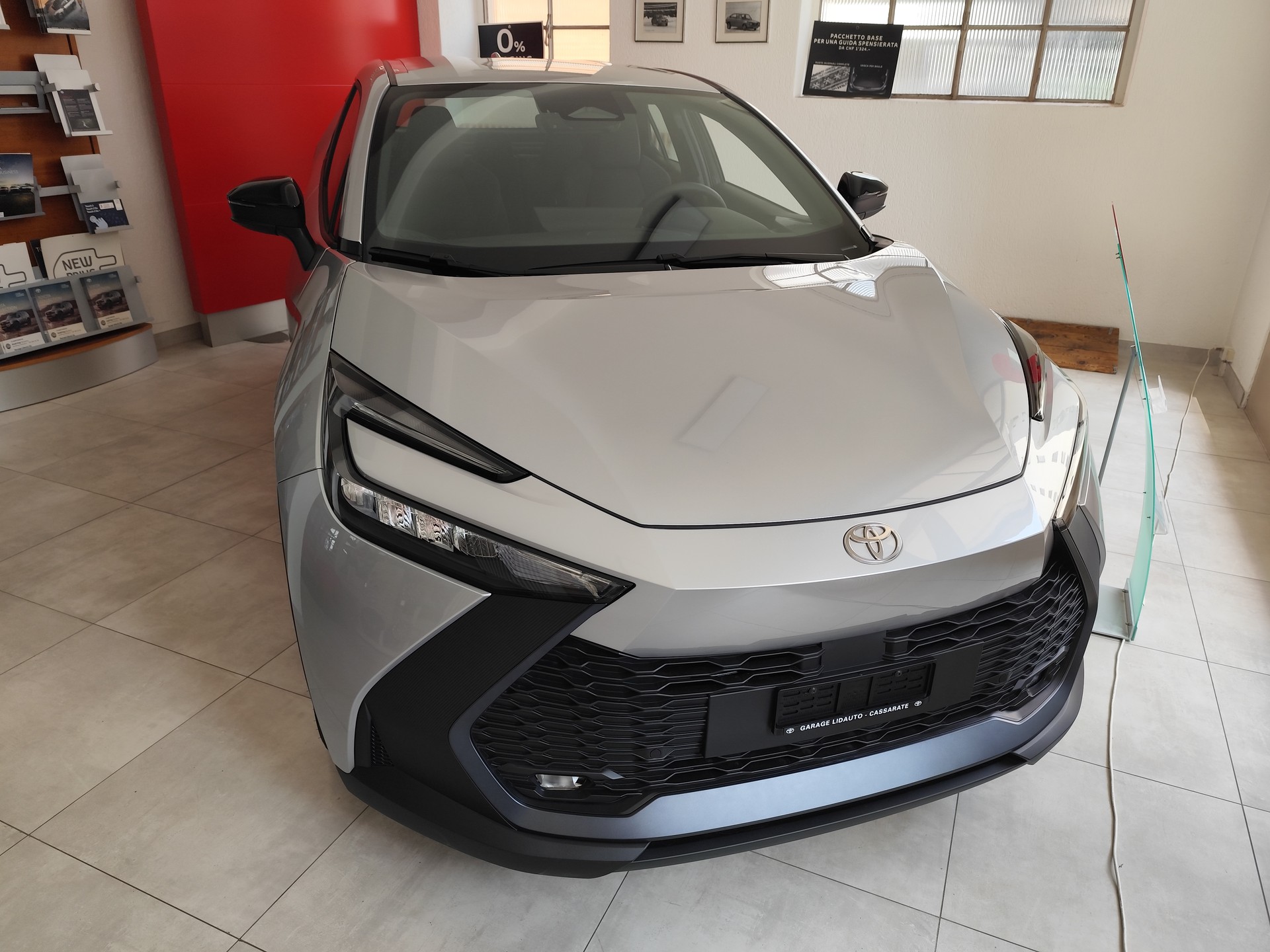 TOYOTA C-HR 1.8 HSD CVT Comfort