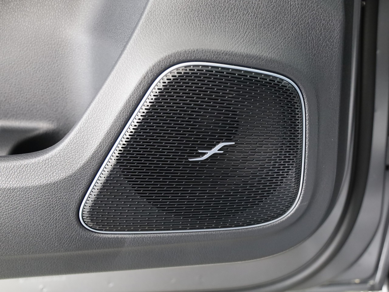 MERCEDES-BENZ A 250 4Matic 8G-DCT-image-13