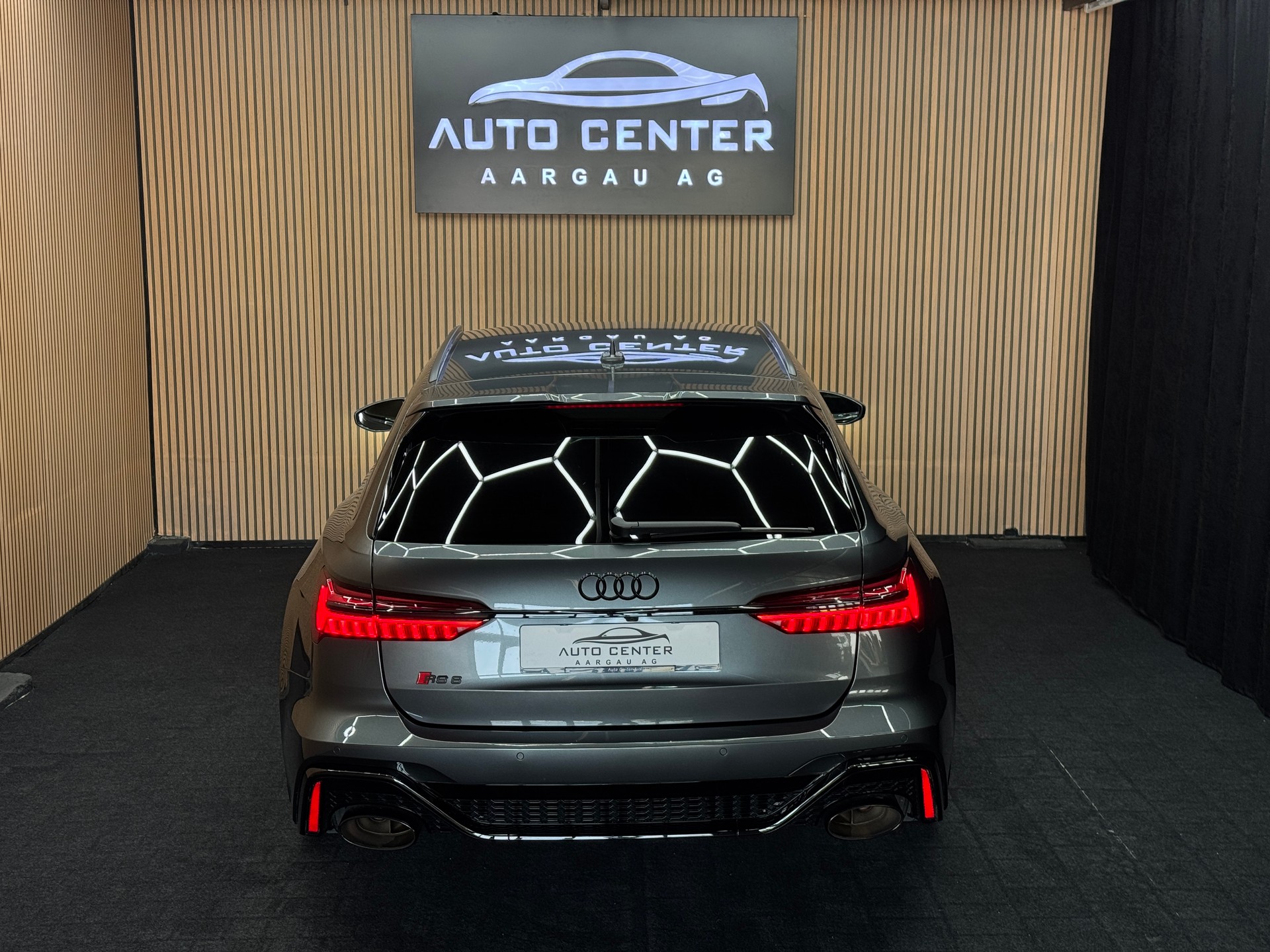 AUDI RS6 Avant 4.0 TFSI V8 quattro *ab CHF 765.-/ Monat*-image-4