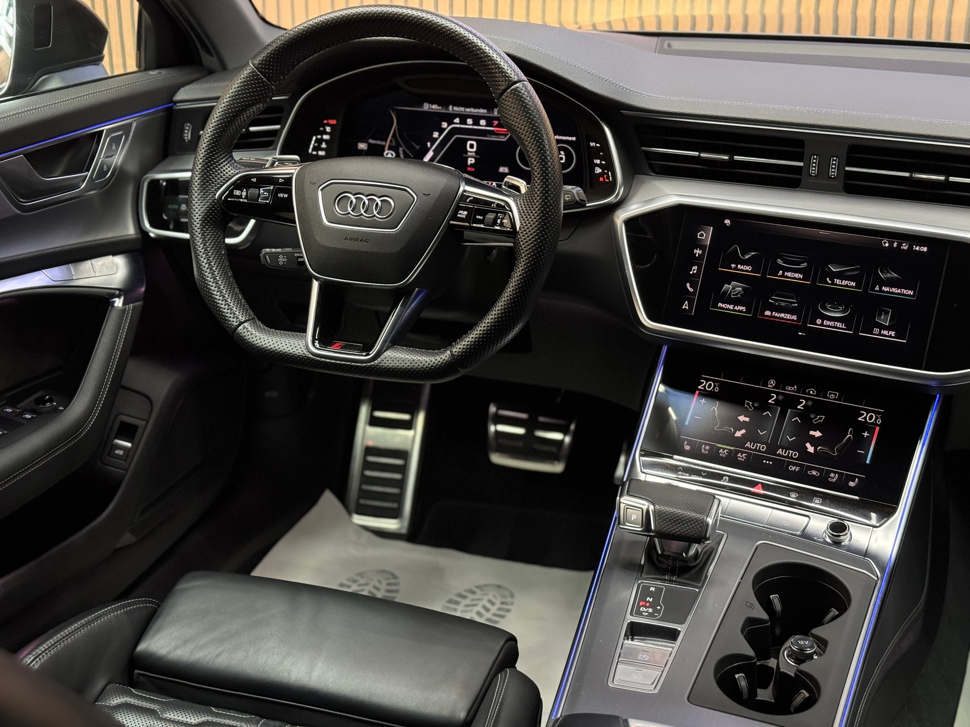 AUDI RS6 Avant 4.0 TFSI V8 quattro *ab CHF 765.-/ Monat*-image-16