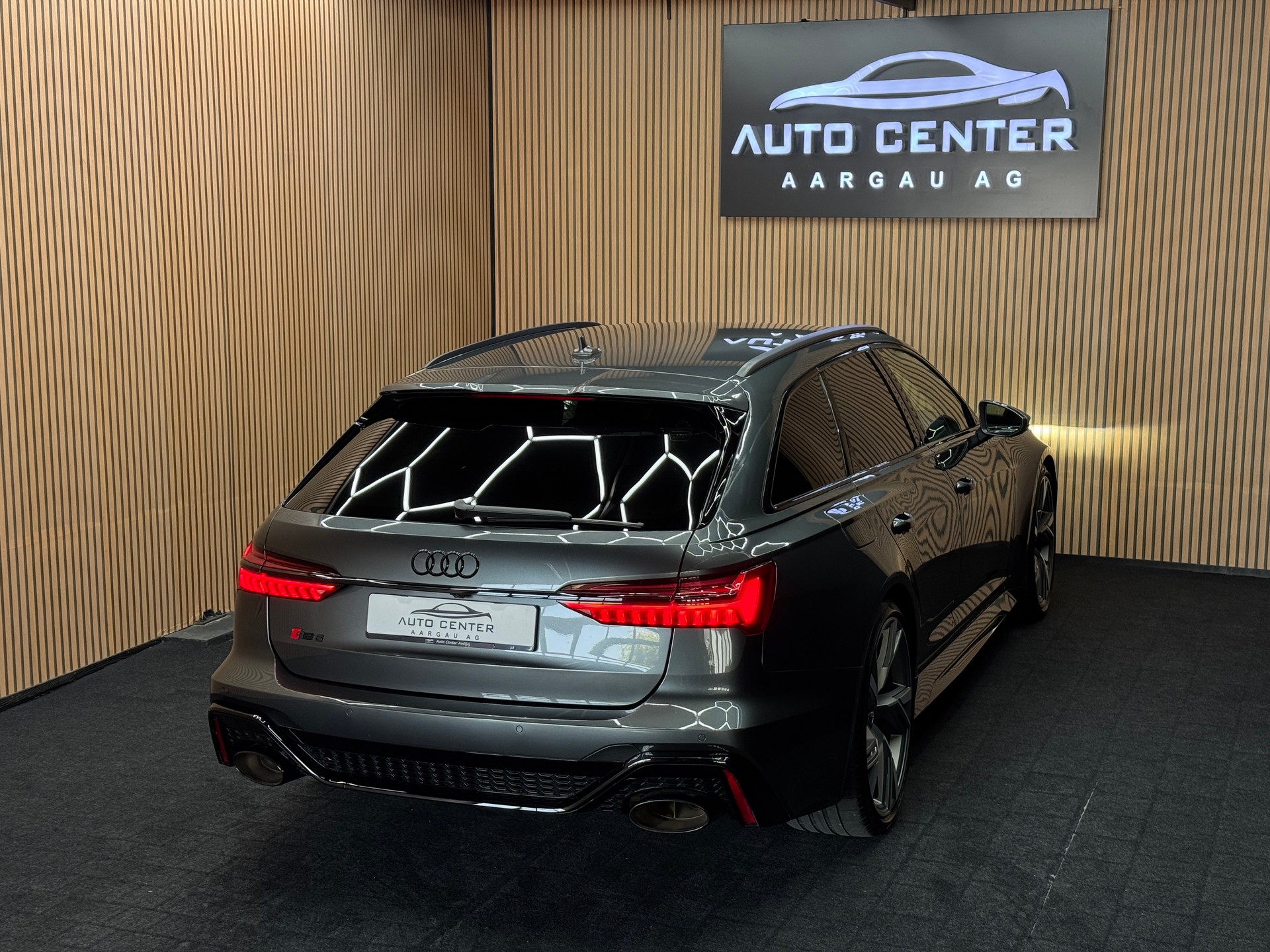AUDI RS6 Avant 4.0 TFSI V8 quattro *ab CHF 765.-/ Monat*-image-5