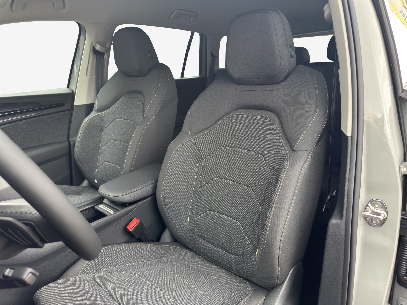 SKODA Kodiaq 1.5 TSI mHEV Selection-image-7