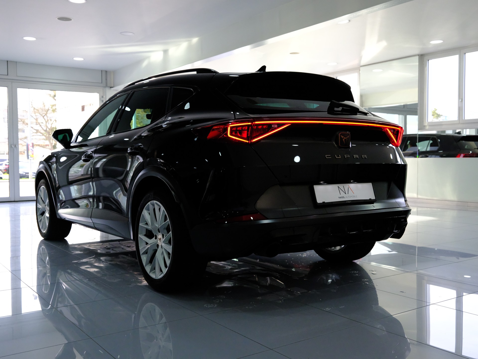 CUPRA Formentor 2.0TSI Tribe Edition DSG-image-4