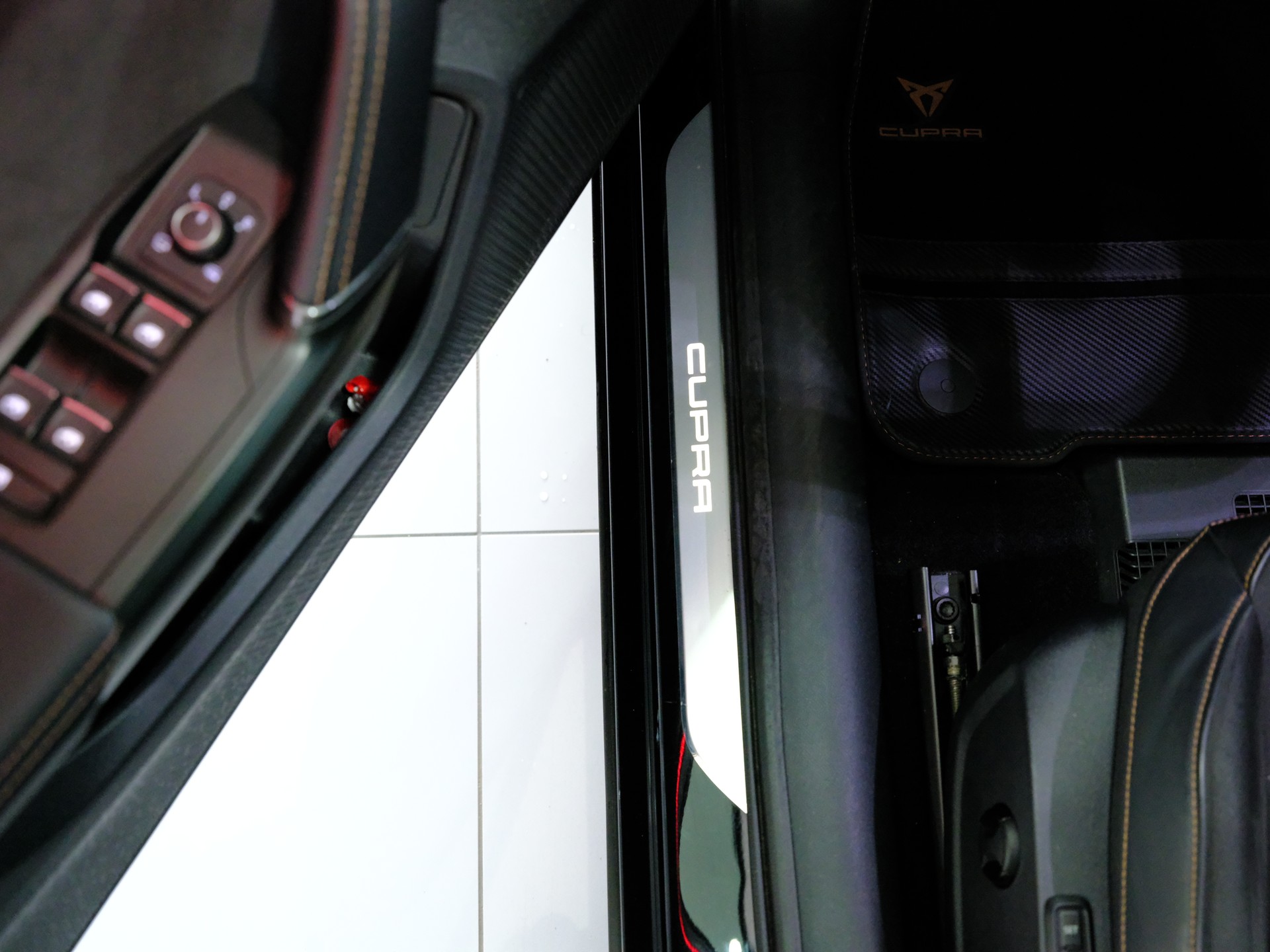 CUPRA Formentor 2.0TSI Tribe Edition DSG-image-12