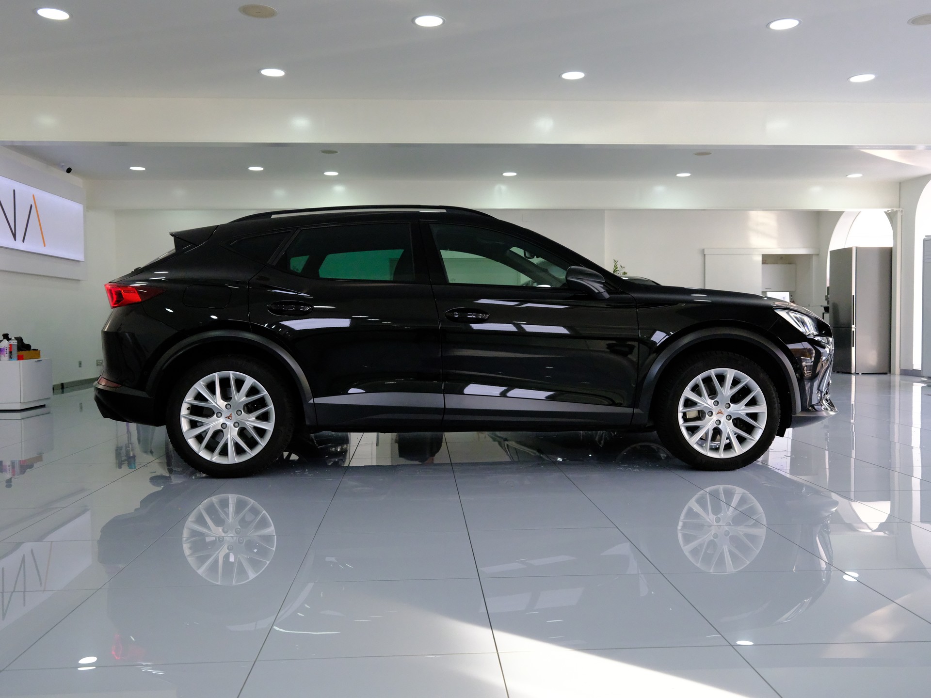 CUPRA Formentor 2.0TSI Tribe Edition DSG-image-7