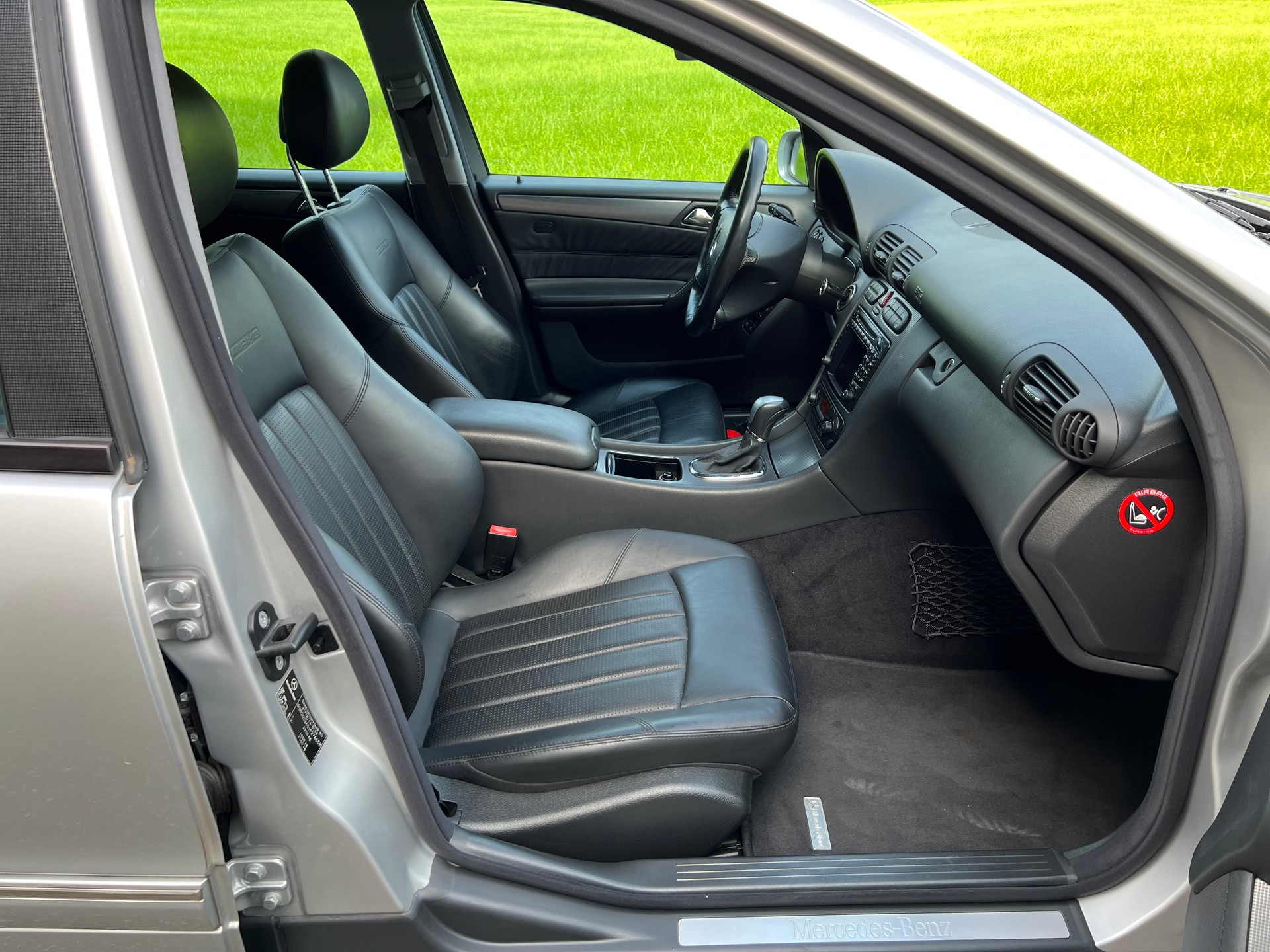 MERCEDES-BENZ C 32 AMG Automatic-image-15